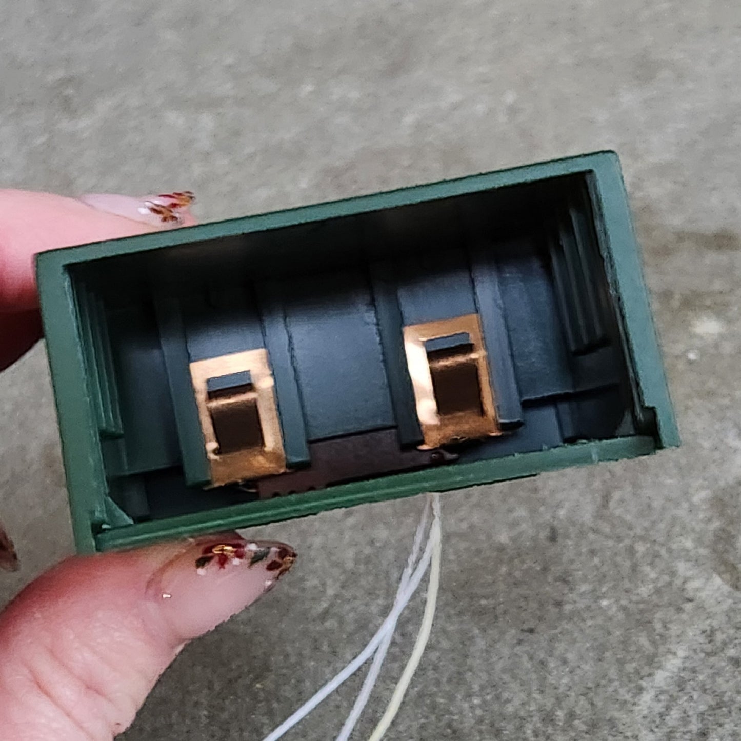 Department 56 Snow Village Traffic Light Set – Battery Operated, Working Lights, Vintage 1990s Accessory