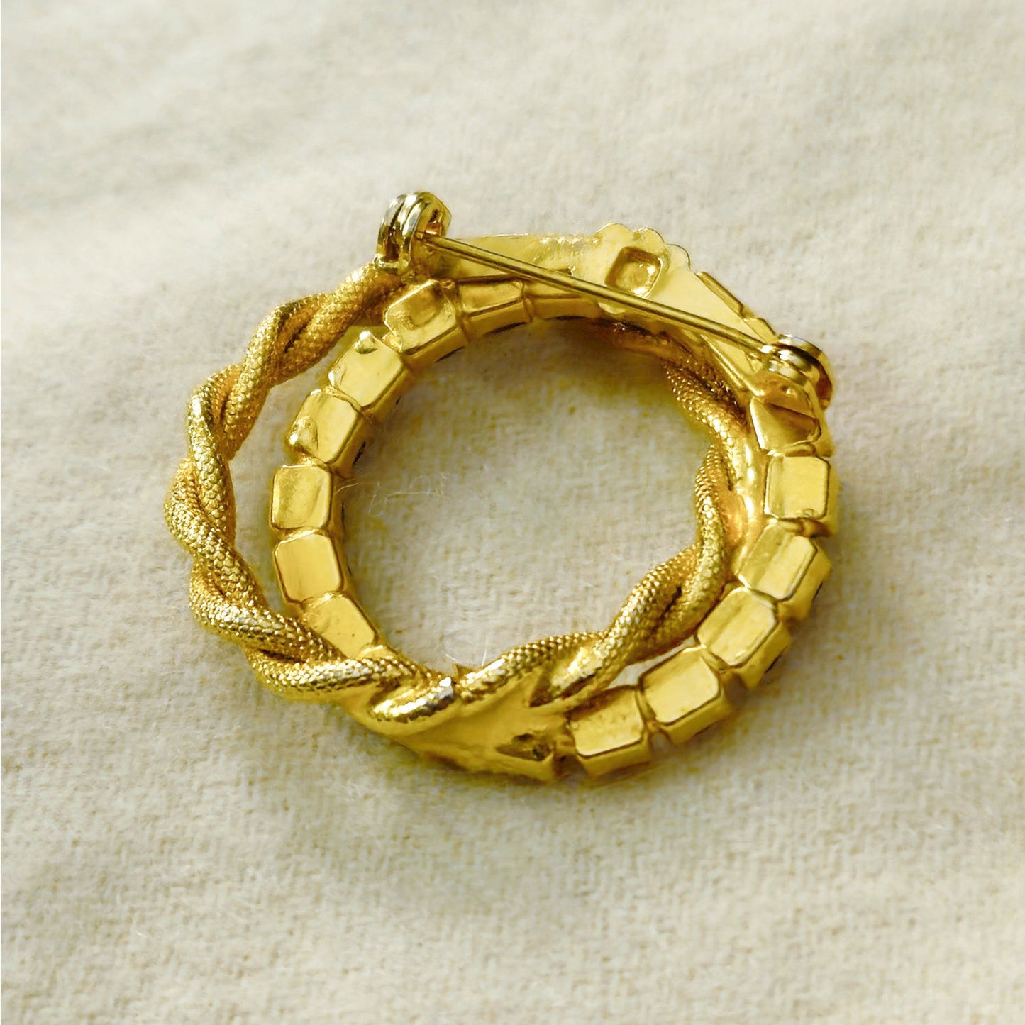 Vintage Red Rhinestone and Gold Tone Wreath Brooch | Mid Century Circle Pin