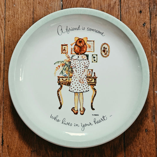 1972 Holly Hobbie Friendship Decorative Plate