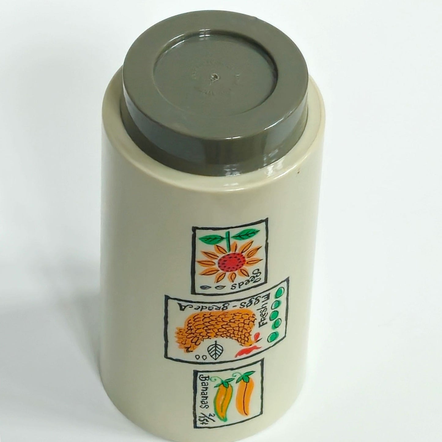 Vintage 1960s Loma Industries Farmers Market Plastic Pitcher and 5 Cup Set