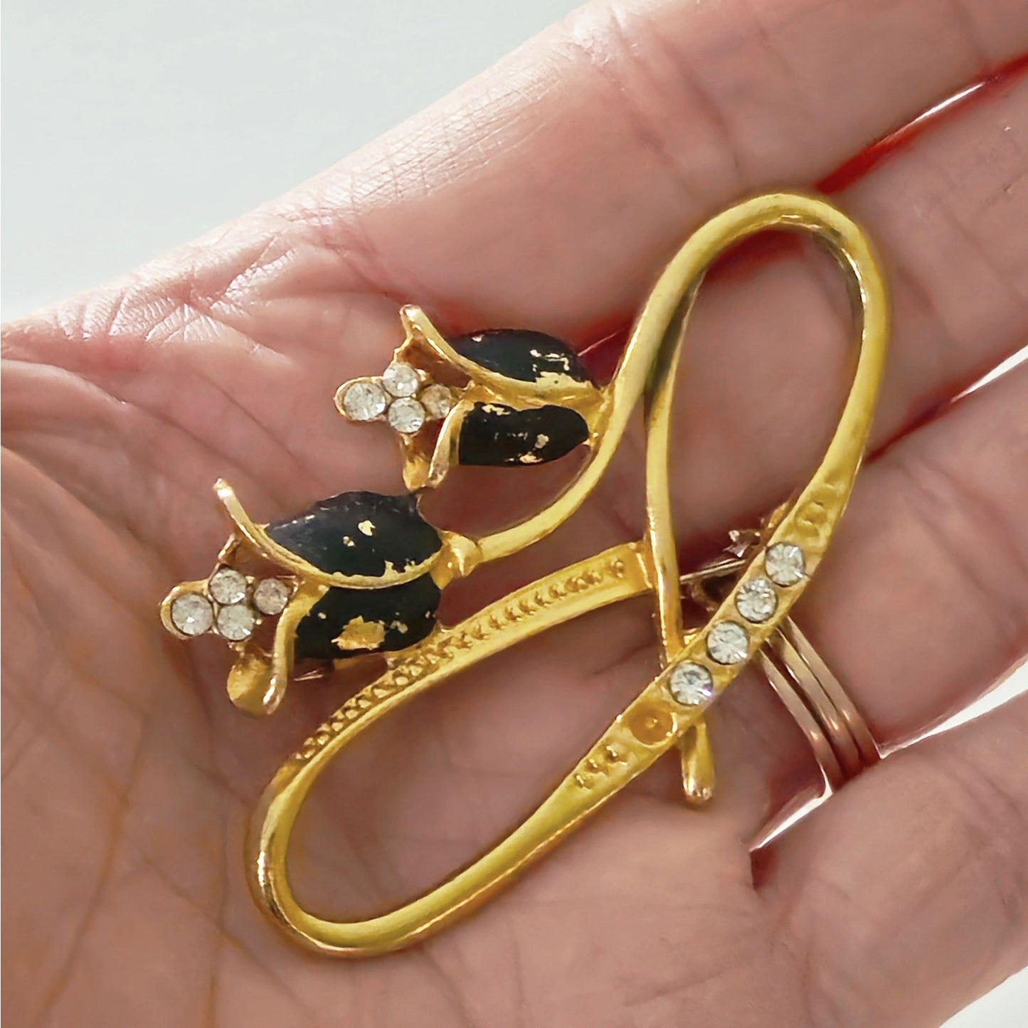 Vintage Gold Tone Rhinestone Floral Brooch