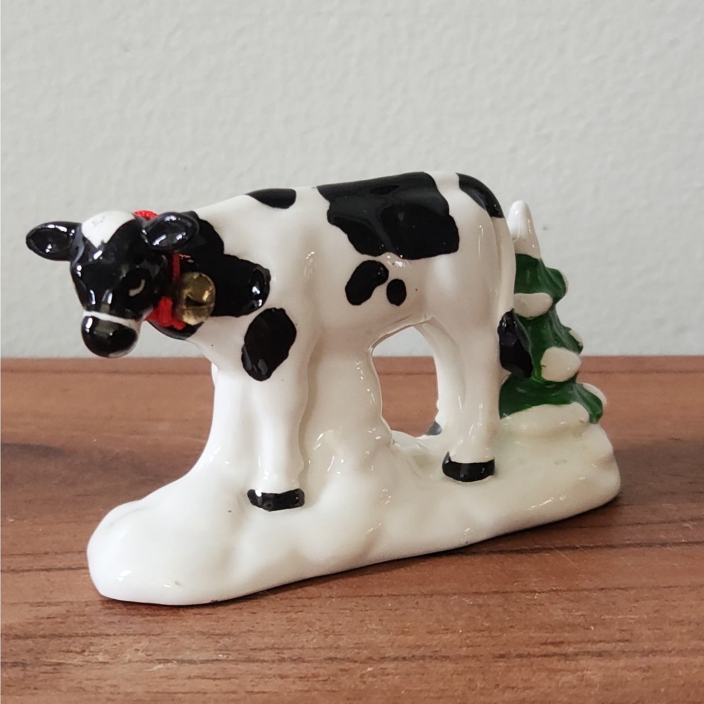 Department 56 “A Herd of Holiday Heifers” — Set of 3 Vintage 1993 Ceramic Christmas Cows