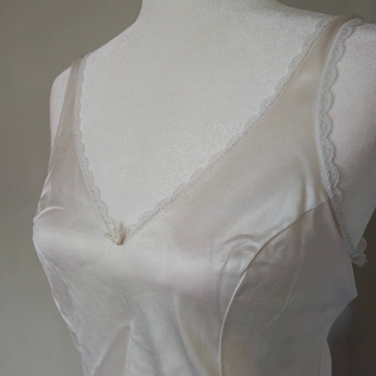 Vintage Warner’s Perfect Measure Lace-Trim Nylon Camisole (USA Made)