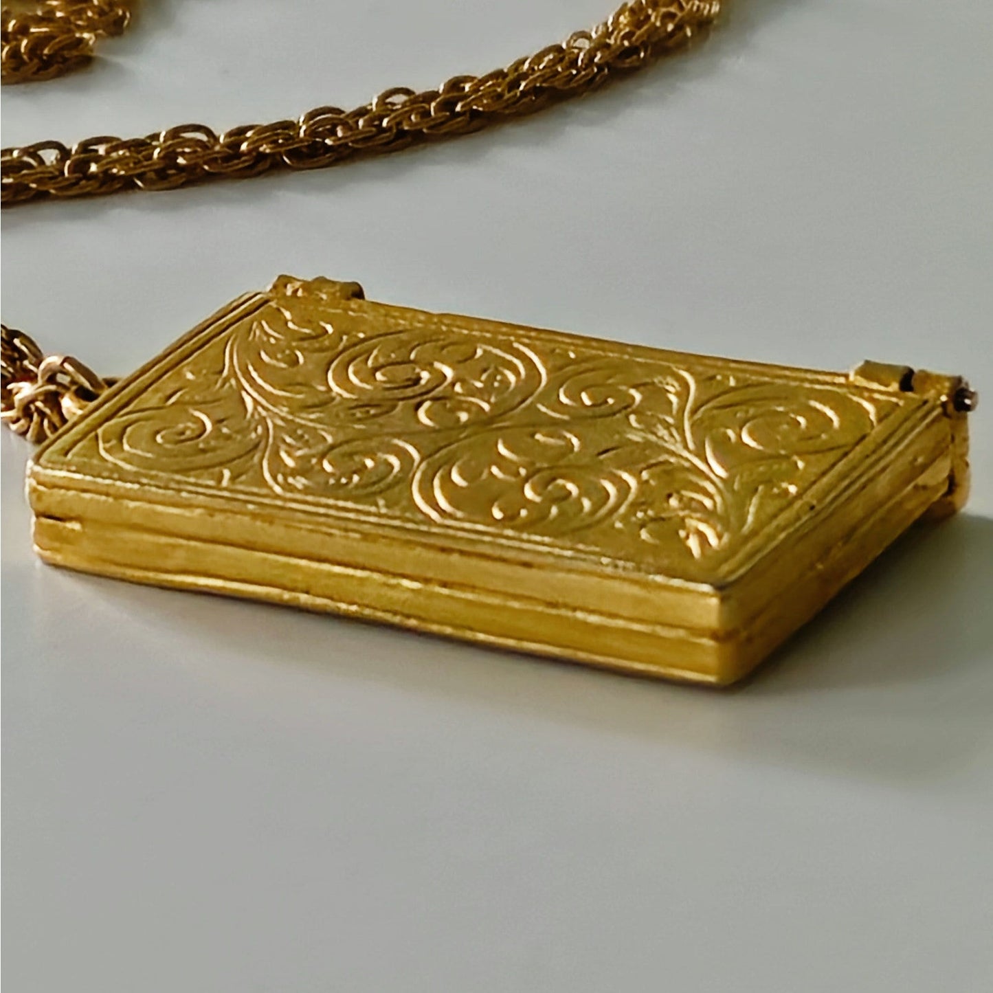 Vintage Gold Tone Envelope Locket Necklace