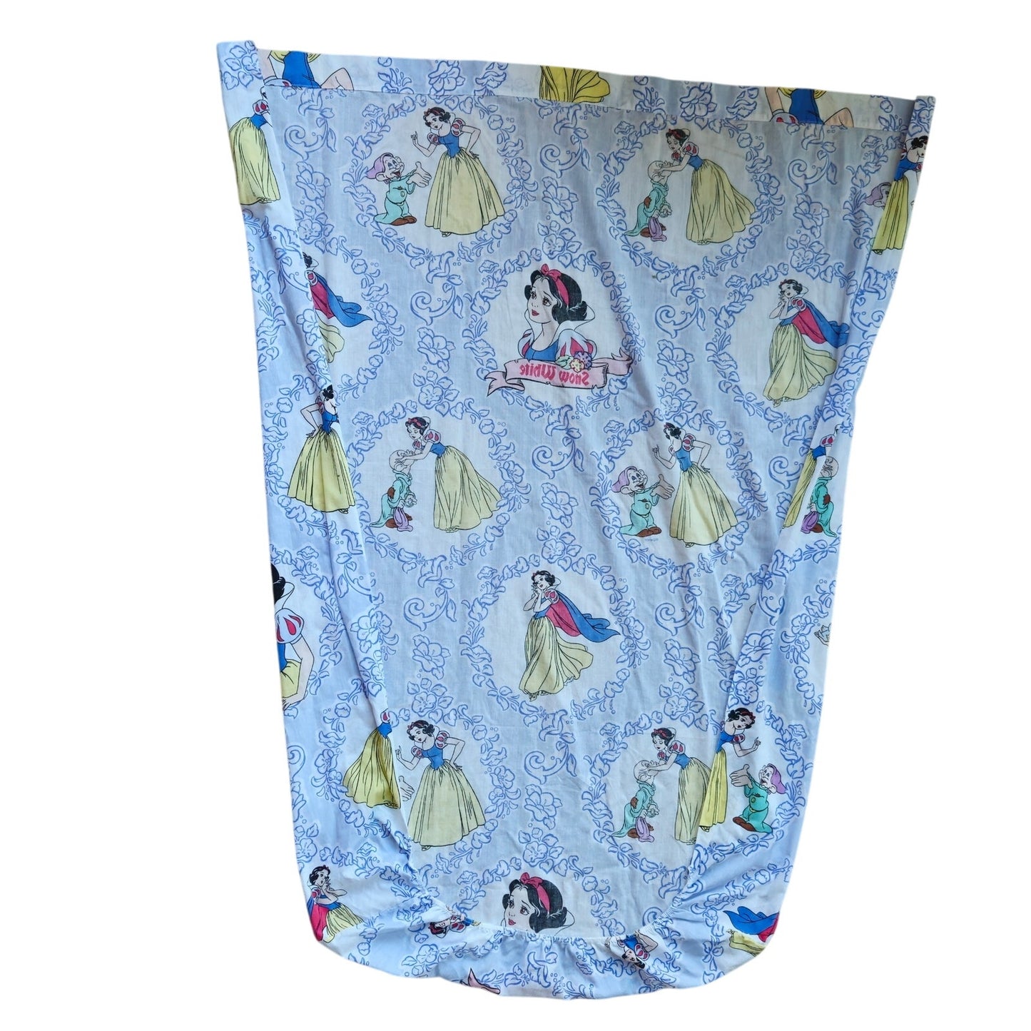 Vintage Dundee Disney Snow White Crib Quilt & Sheet Set (1980s, USA)