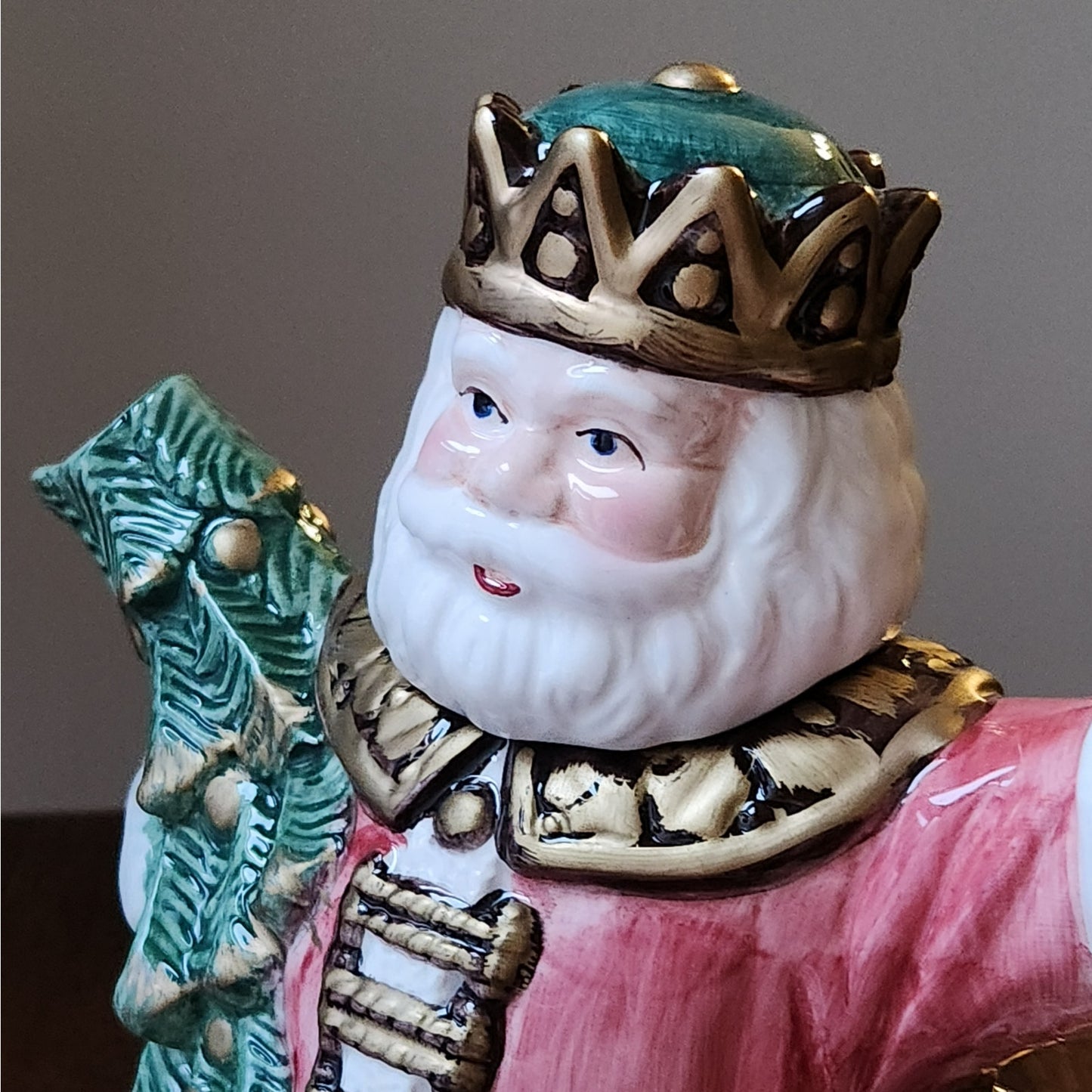 Vintage World Bazaars Santa King Ceramic Pitcher / Teapot – Early 2000s Regal Father Christmas