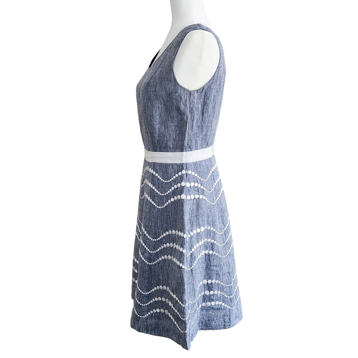 Boden Chambray Wave Dot Linen Dress Blue White Polka Dot A-Line Sleeveless Women's Size 6