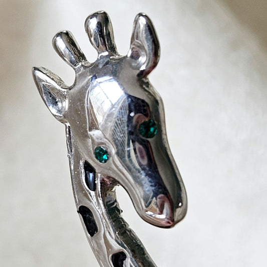 Vintage 1990s Giraffe Brooch – Long Sculptural Silver Tone Animal Pin – Art to Wear Statement Jewelry