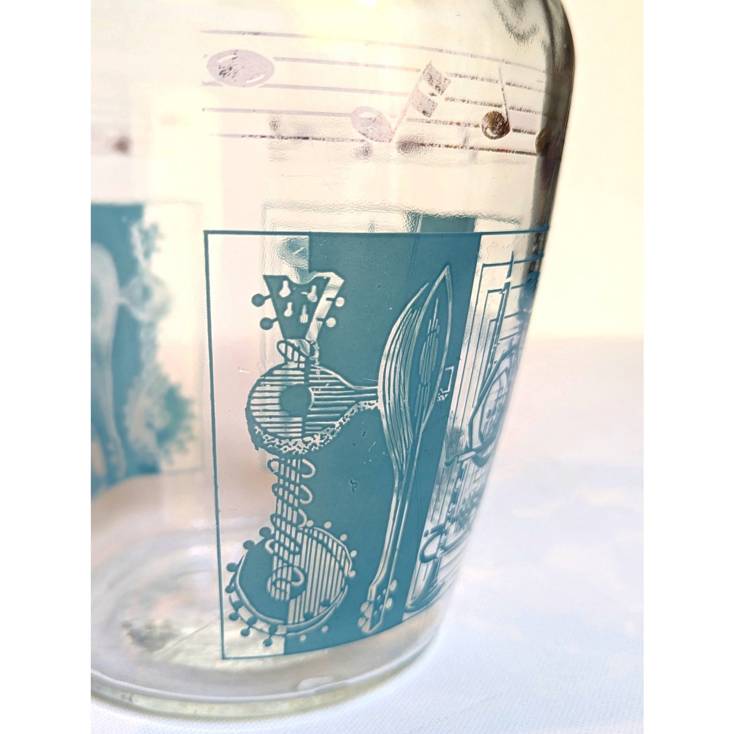Vintage 1950s Glass Pitcher with Aqua Musical Instruments & Notes – Tall Ice Lip Pitcher – Mid-Century Barware | Home
