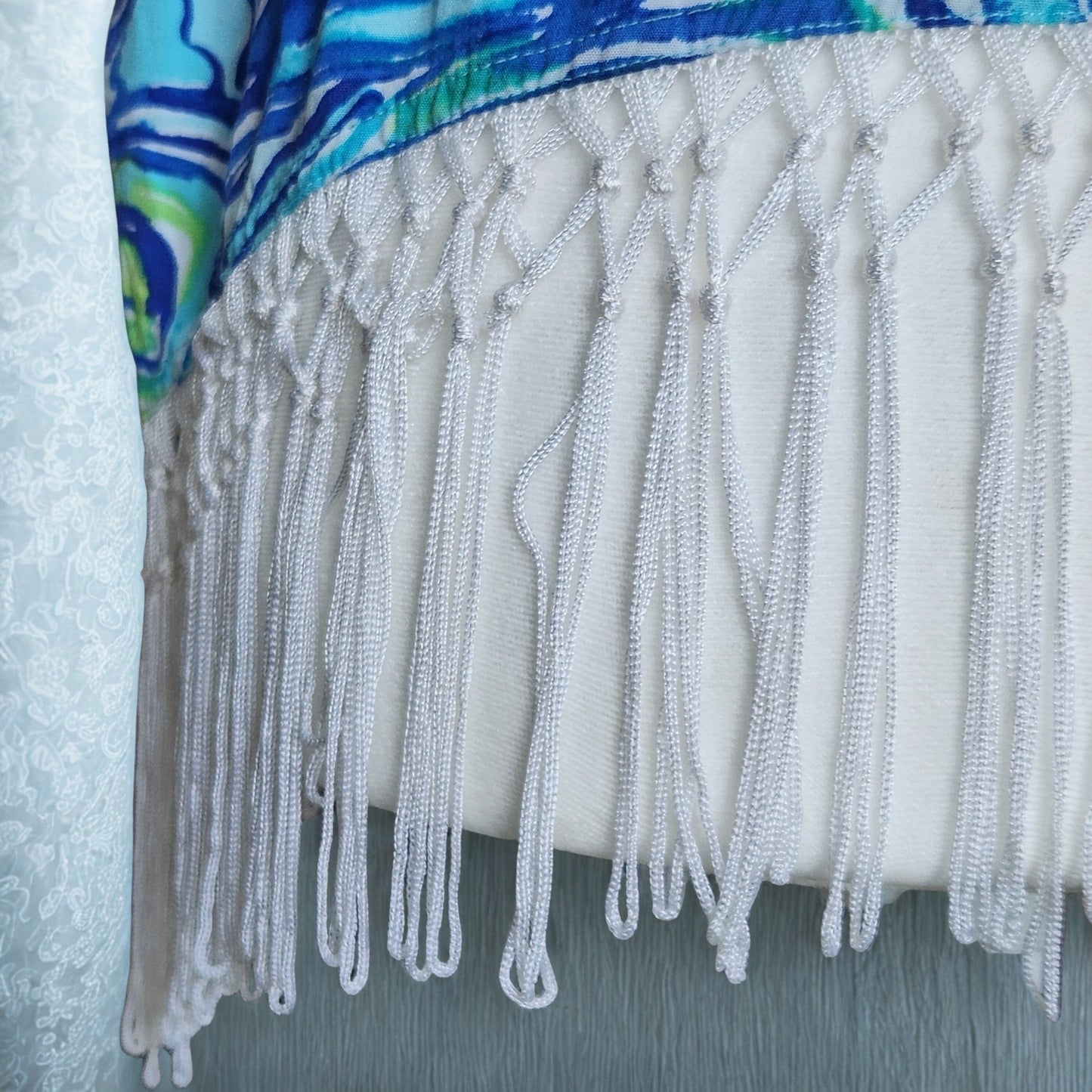 Lilly Pulitzer Women's Sonya Top – Sparkling Blue "Oh Shucks" Oyster Print Fringe Hem Size 8