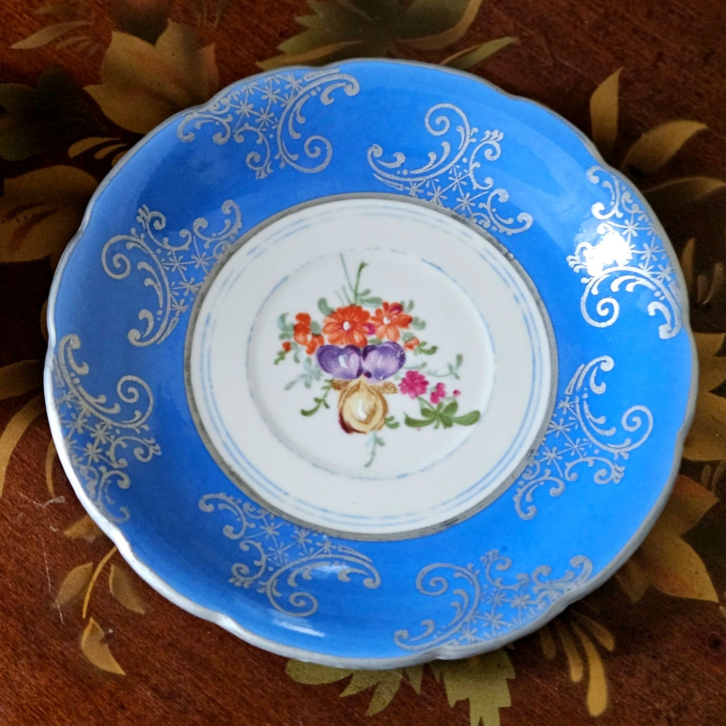 Vintage Blue Floral Tea Gift Basket – Curated Tea Lover Set