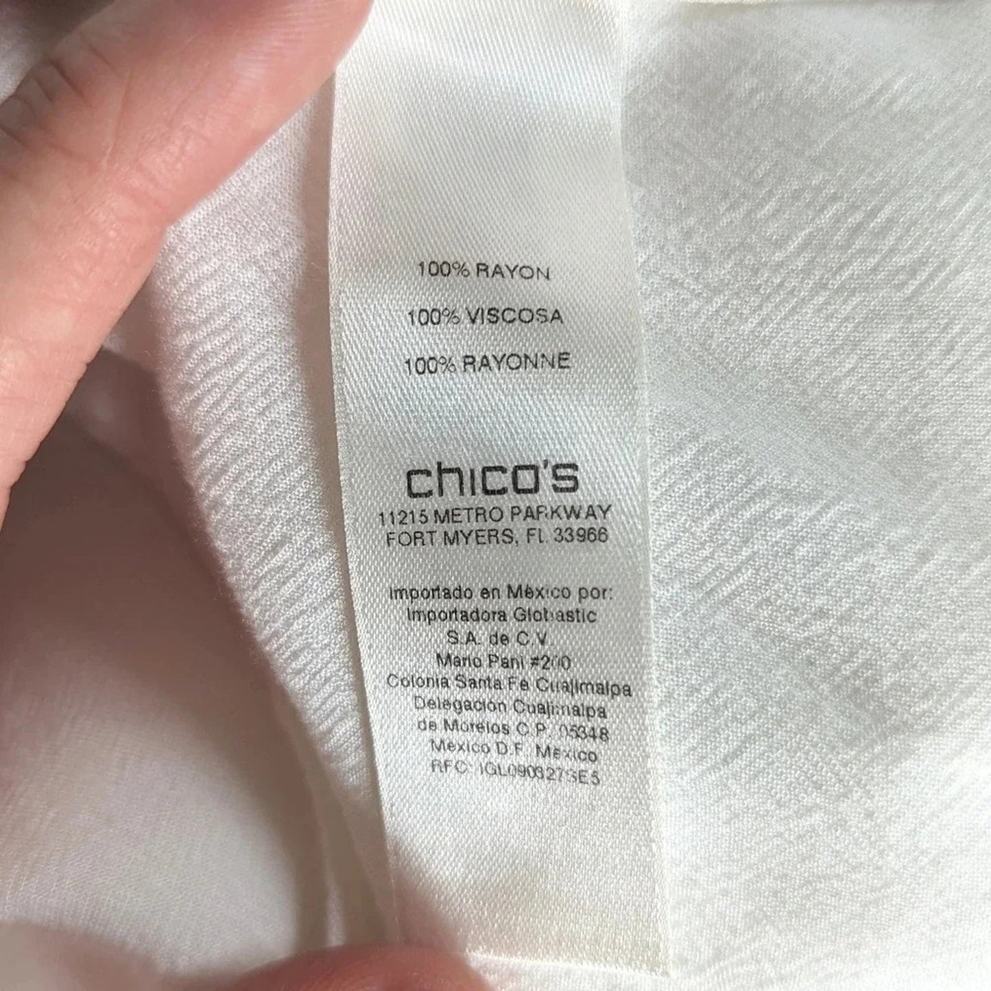 Chico’s White Button Down Tie-Front Blouse | Women Size 2 (Large) Rayon Short Sleeve