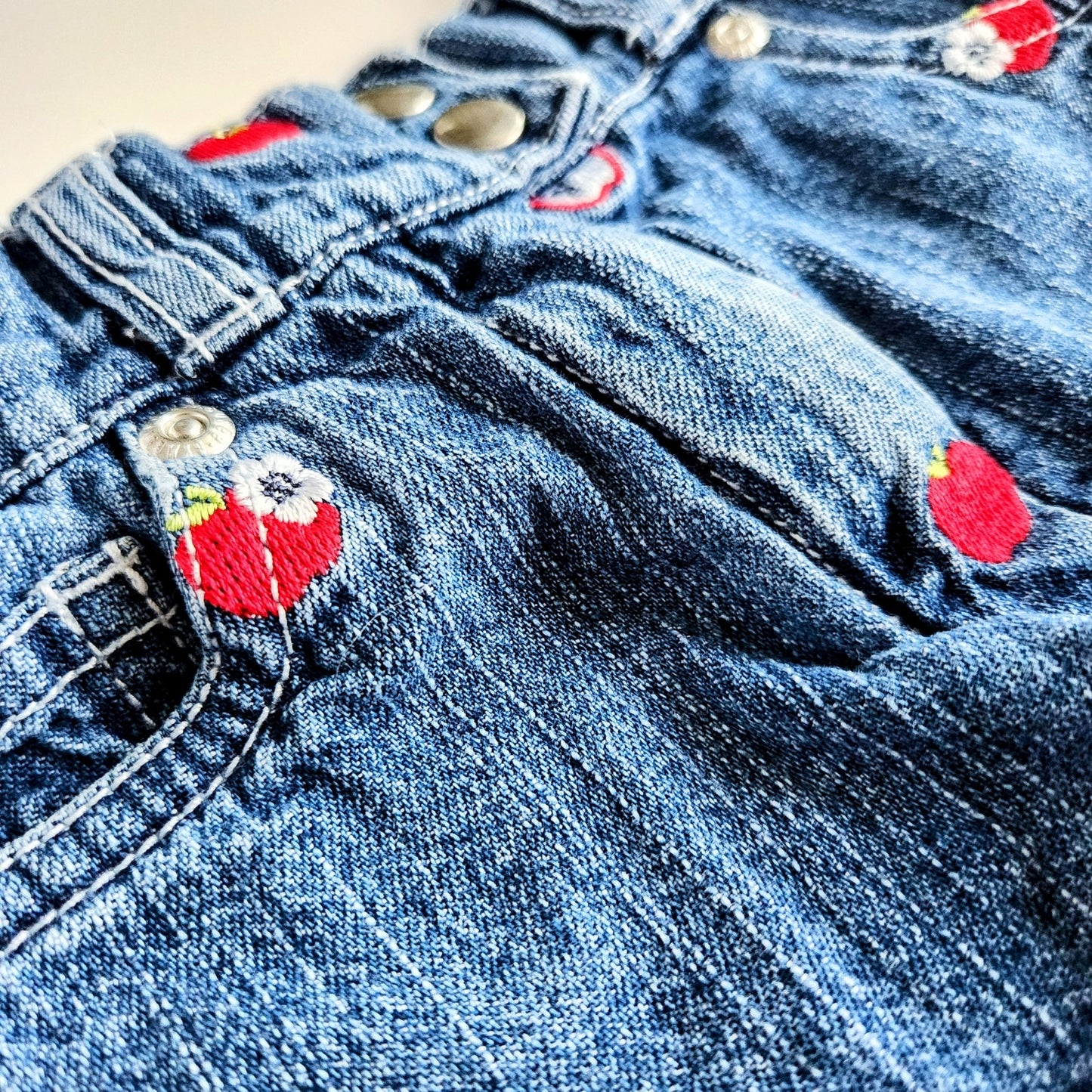 Vintage Gymboree 2003 Apple Embroidered Denim Shorts – Toddler Girl 3T, Dark Wash 100% Cotton