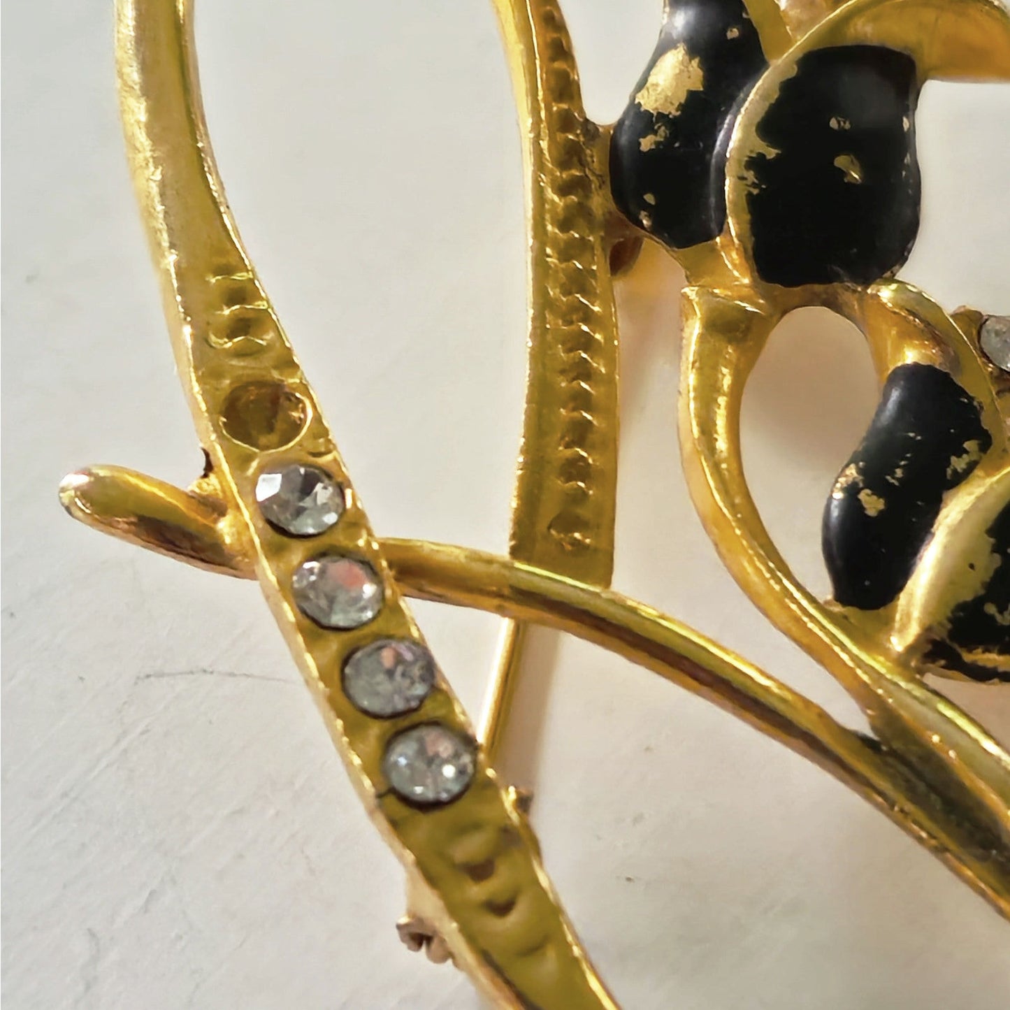 Vintage Gold Tone Rhinestone Floral Brooch