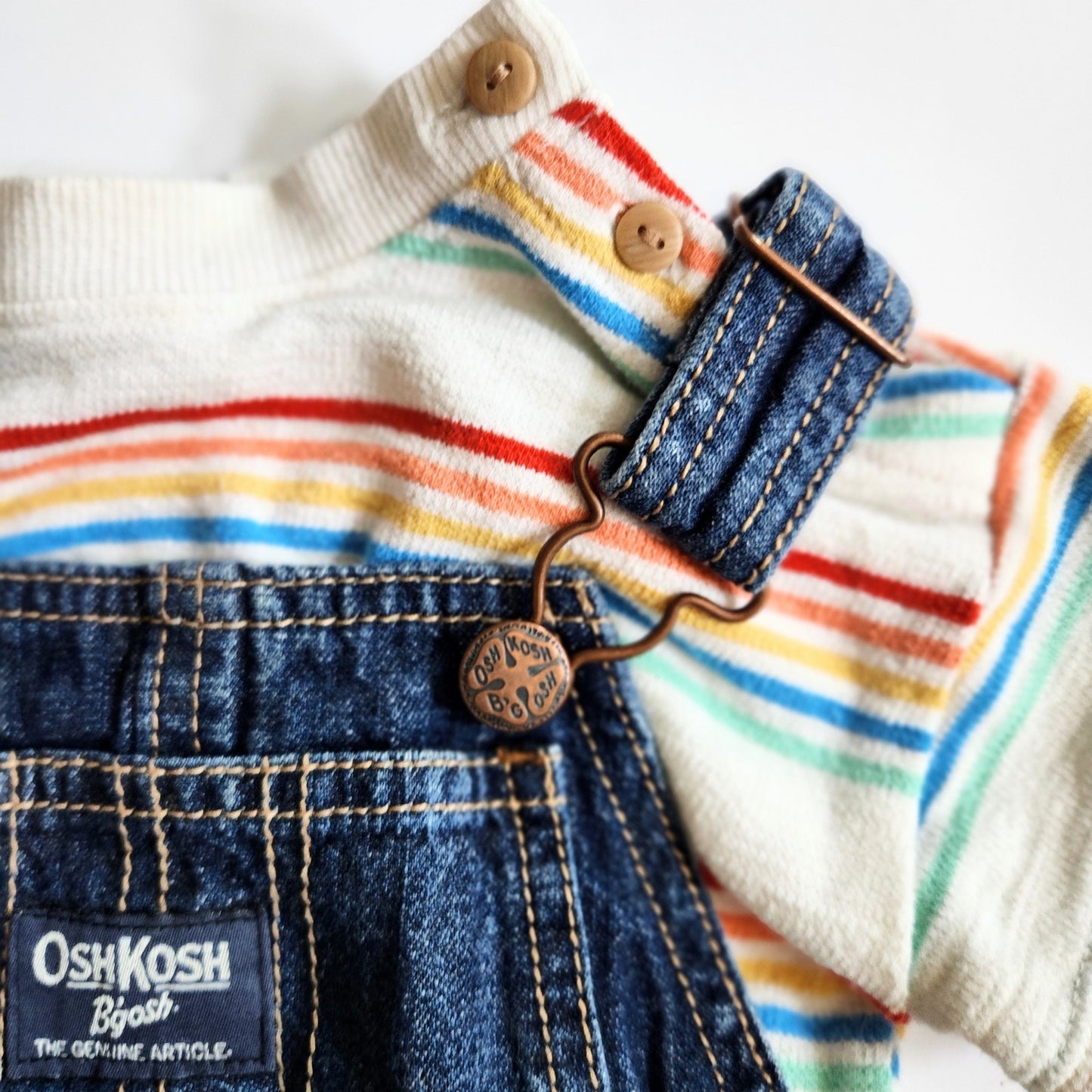 Toddler Outfit Old Navy Rainbow T-shirt & Oshkosh B'gosh Overalls Size 18-24 Mos