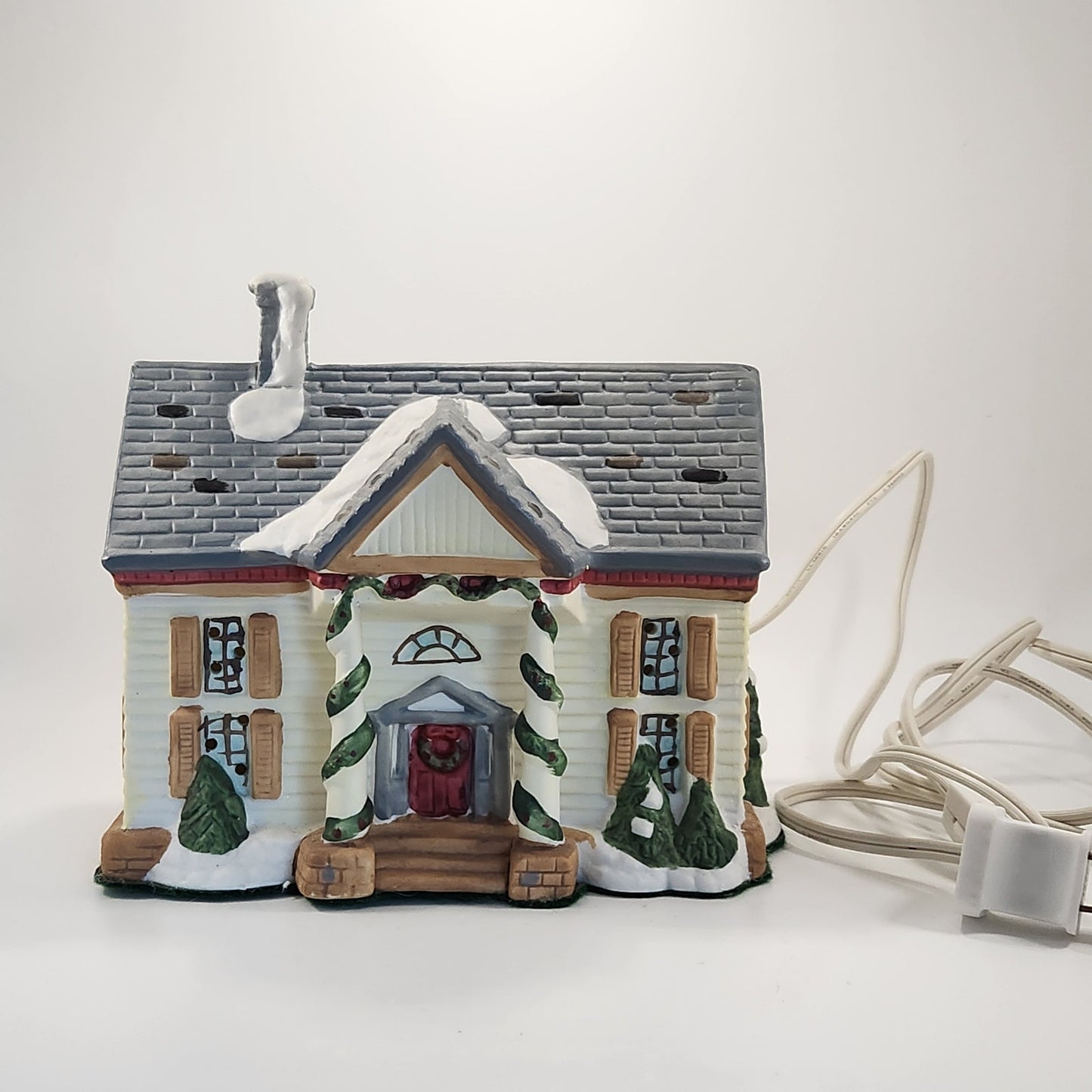 1991 Christmas Village Porcelain Lighted House – Snow-Covered Colonial with Box