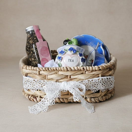 Vintage Blue Floral Tea Gift Basket – Curated Tea Lover Set
