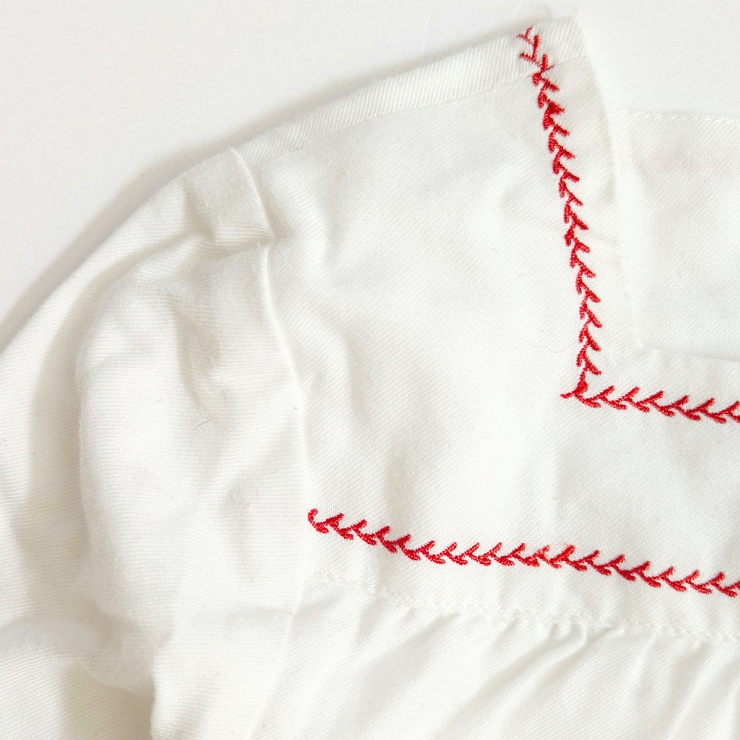 Jacadi White Flannel Long Sleeve Blouse Button Up Red Vine Trim | Girls Size 8 Y