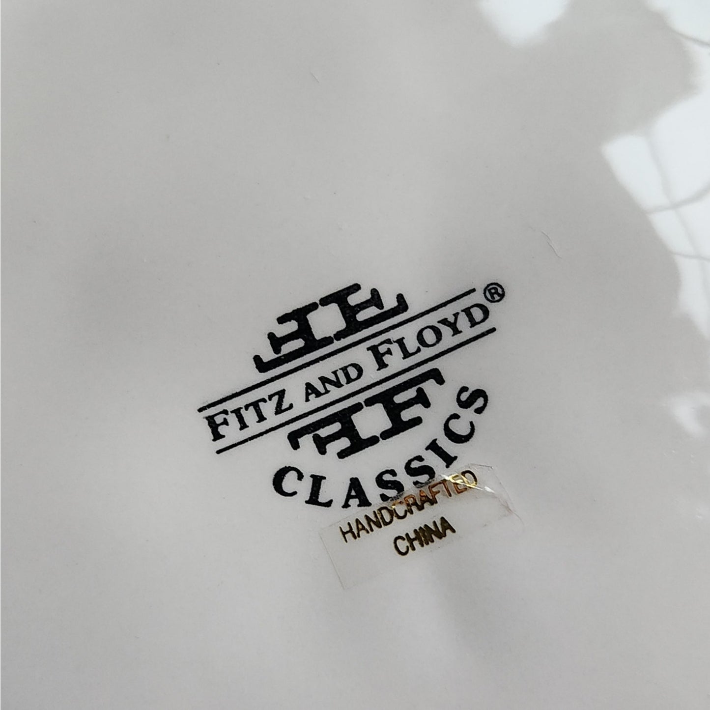 Fitz & Floyd Gregorian Santa Figural Serving Bowl – 14” Round Christmas Centerpiece – Vintage 1990s/2000s