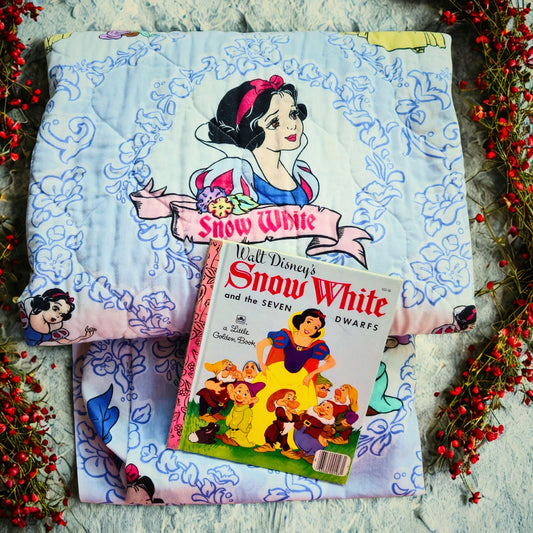 Vintage Dundee Disney Snow White Crib Quilt & Sheet Set (1980s, USA)