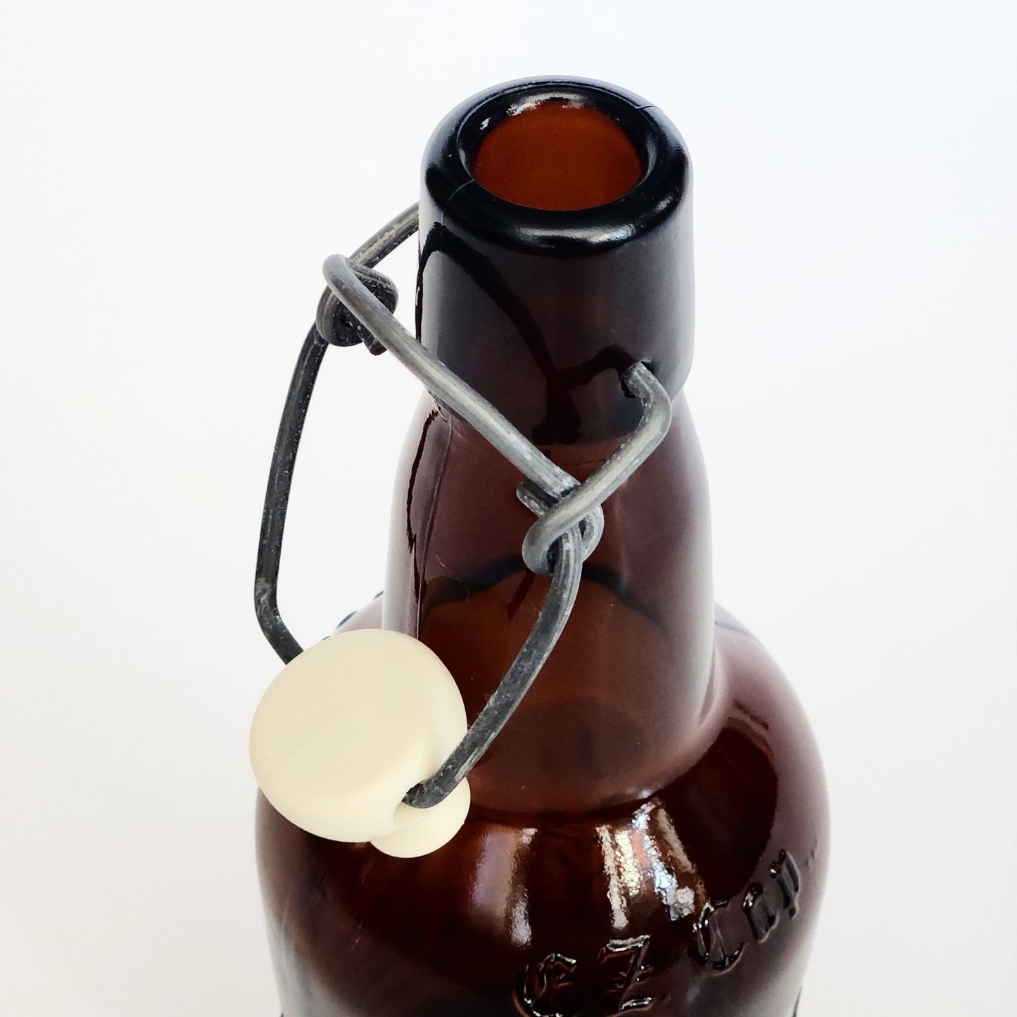 Vintage 1970s Dr. JM McGillicudy’s Sarsaparilla Root Beer Cream Soda Bottle | Amber Brown EZ Cap Swing Top Glass | Farmhouse Barware Home Collectible