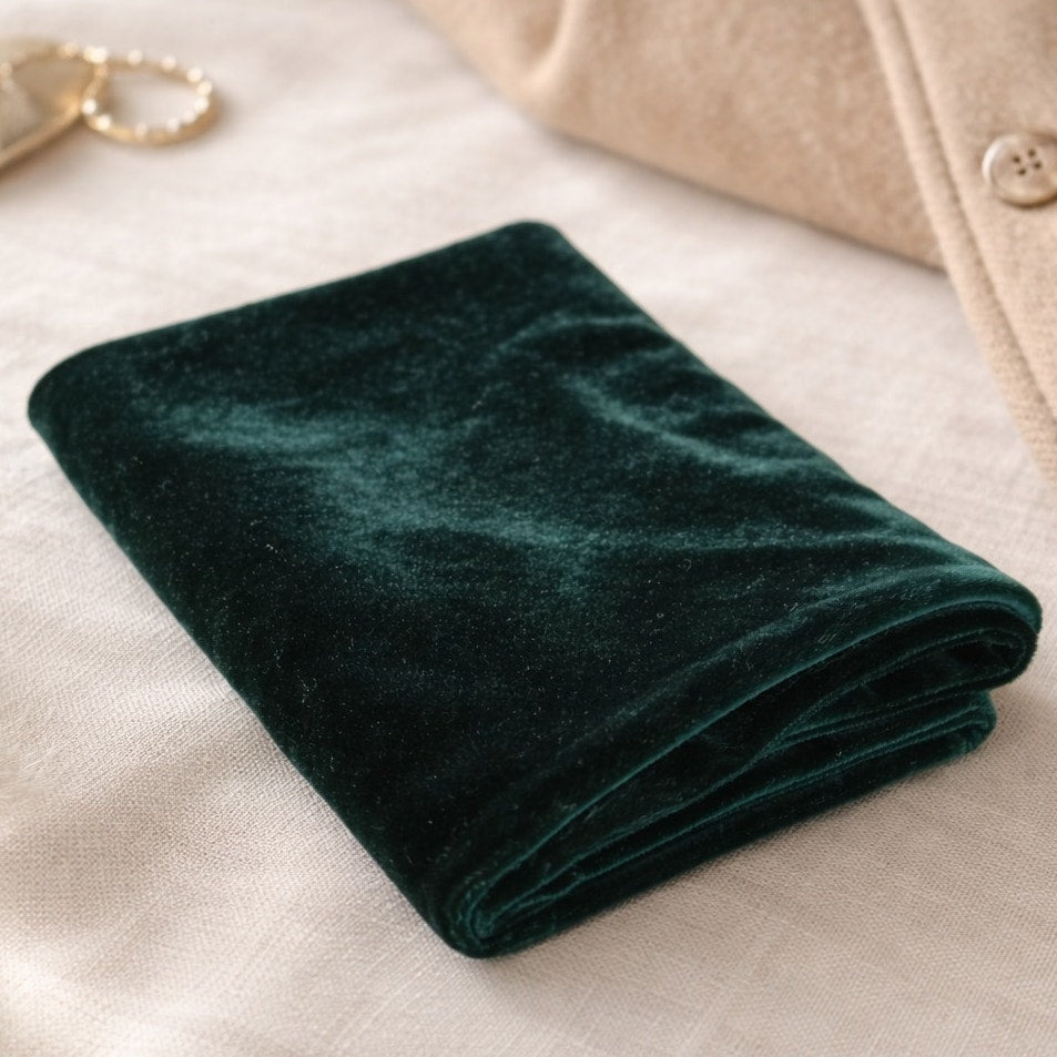 Vintage Emerald Velvet Scarf | Classic Green Winter Accessory