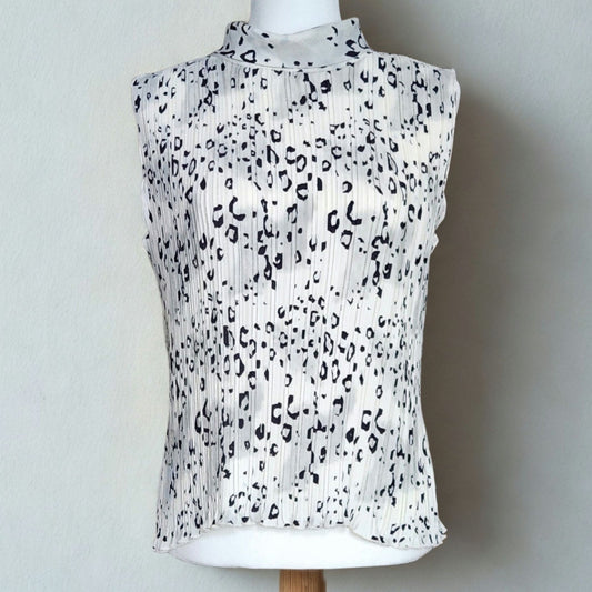 Vintage 80s/90s Fairfax County Leopard Print Sleeveless Blouse | Women's Small