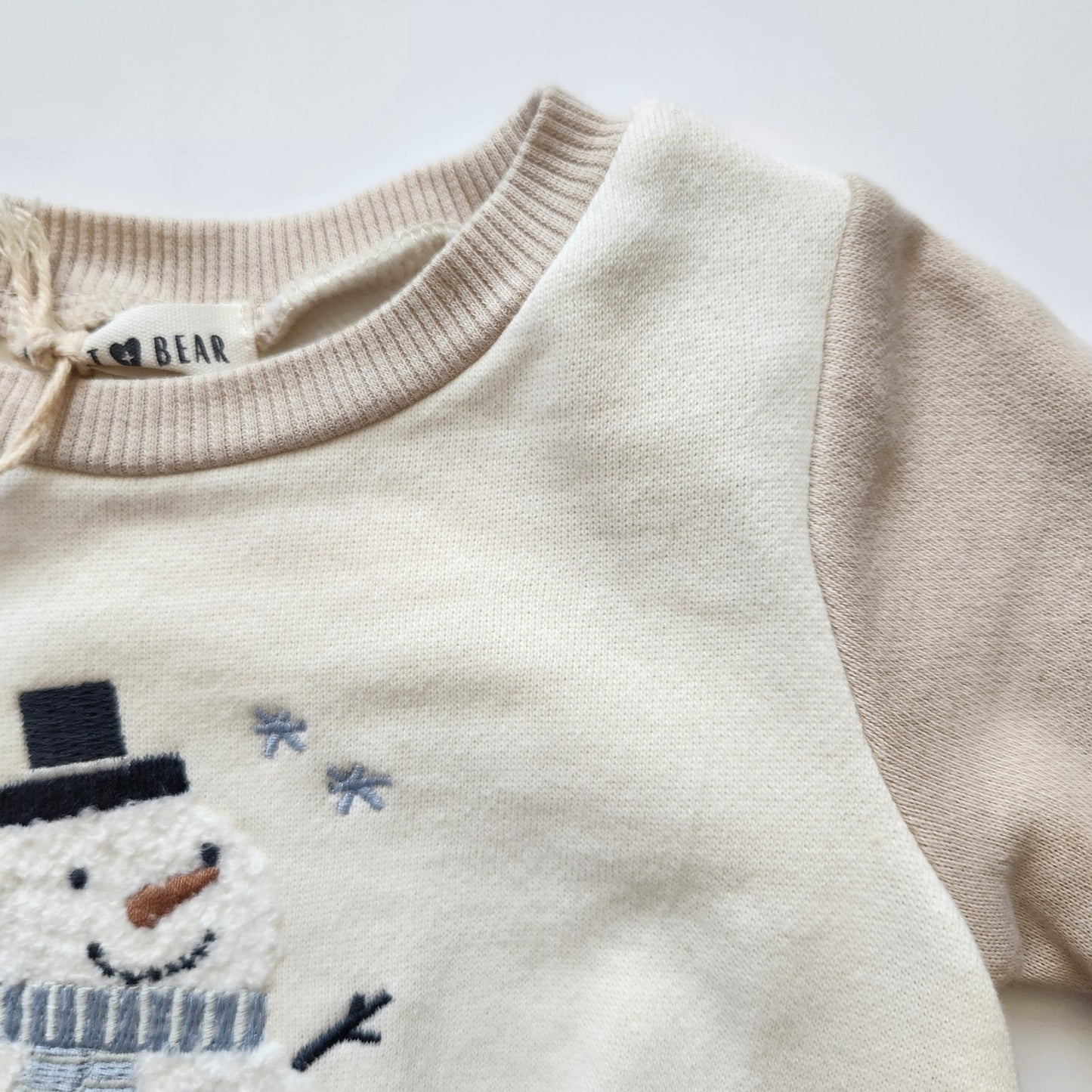 Rabbit + Bear Organic Cotton Infant Snowman Sweatshirt 12M – Cream & Beige with Textured Embroidery NWT