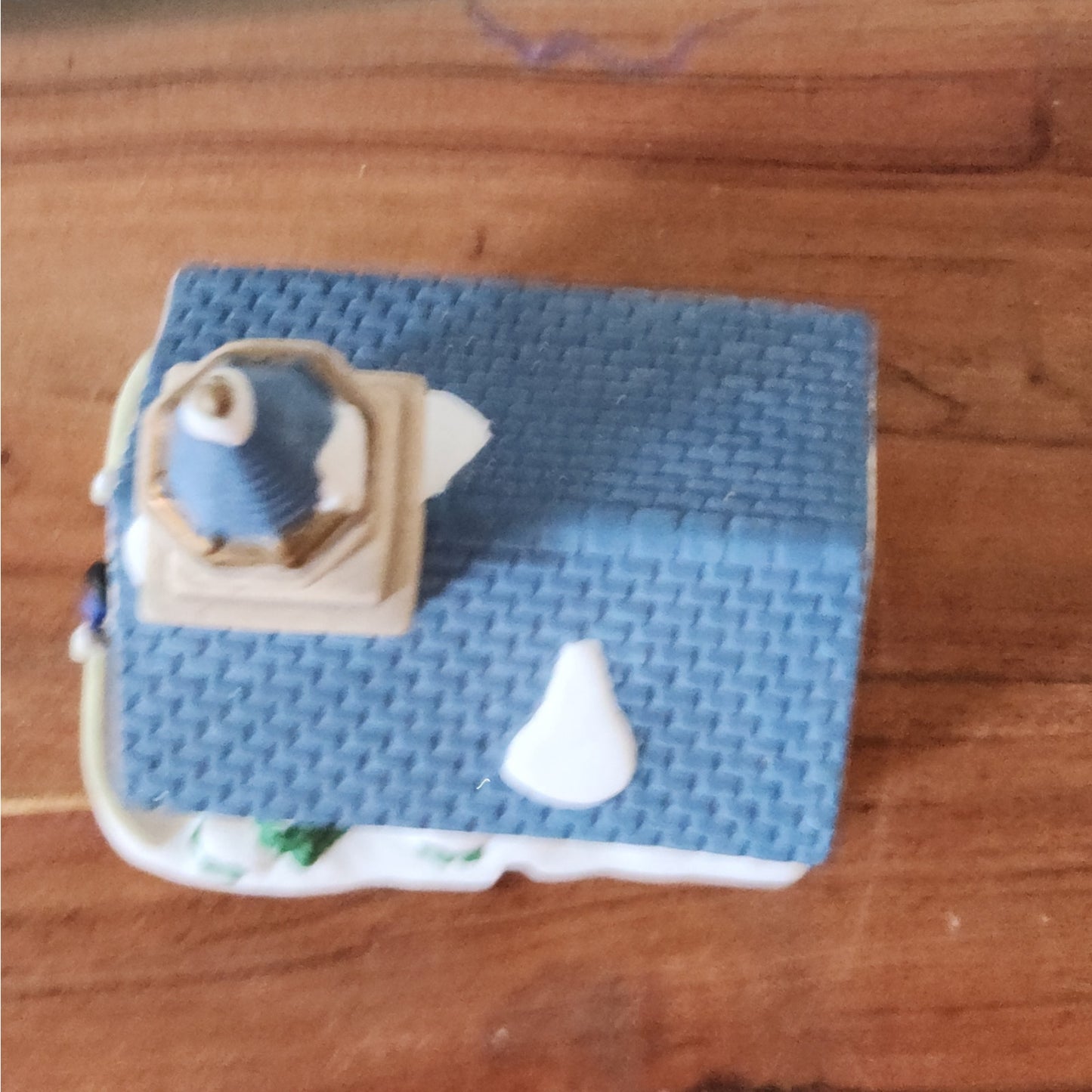 Victorian Village Lighted Porcelain — St. Andrew’s Church (2000 Edition)