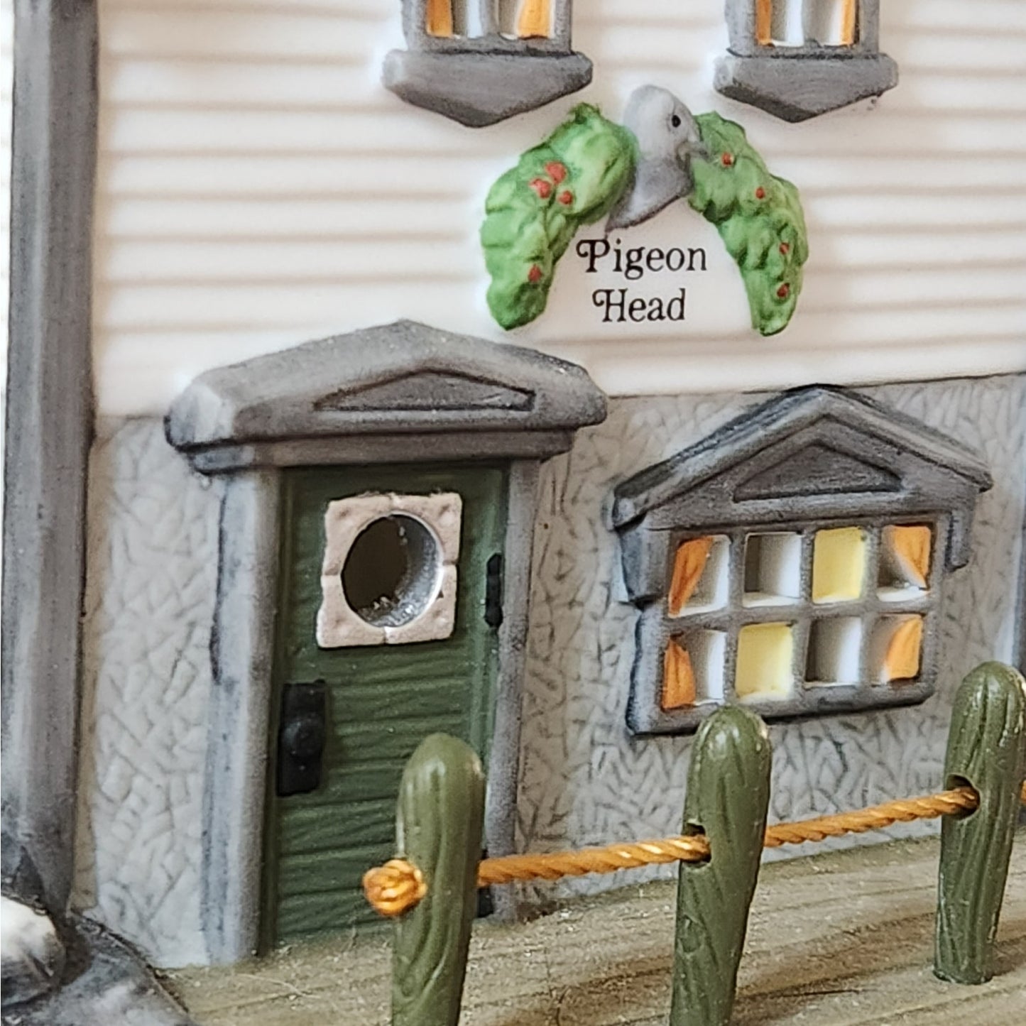 Department 56 – Pigeonhead Lighthouse (1994), New England Village Series