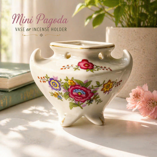 Vintage Japanese Porcelain Pagoda Posy or Incense Holder | 1950s–60s Footed Floral Bouquet Vase