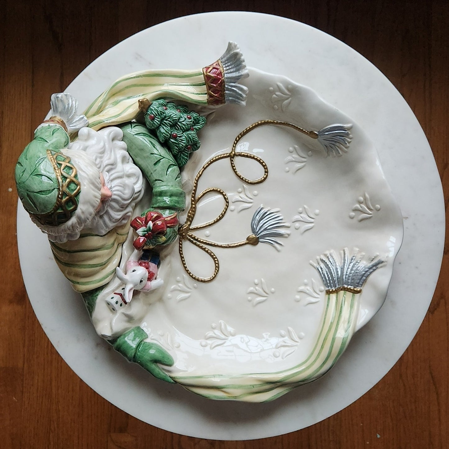 Fitz & Floyd Gregorian Santa Figural Serving Bowl – 14” Round Christmas Centerpiece – Vintage 1990s/2000s