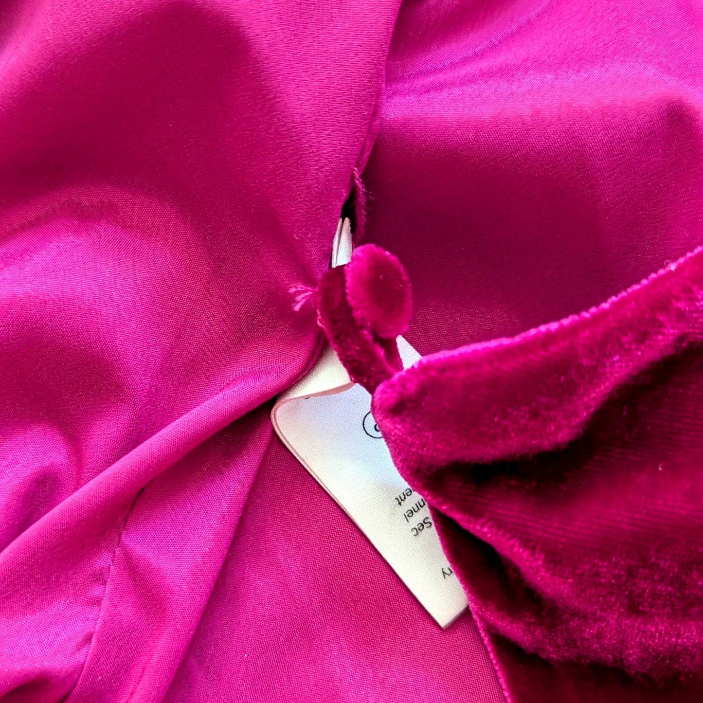 Cinq à Sept Women's Theo Velvet Puff Sleeve Wrap Top Fuschia Size S Silk Rayon Blend NWT