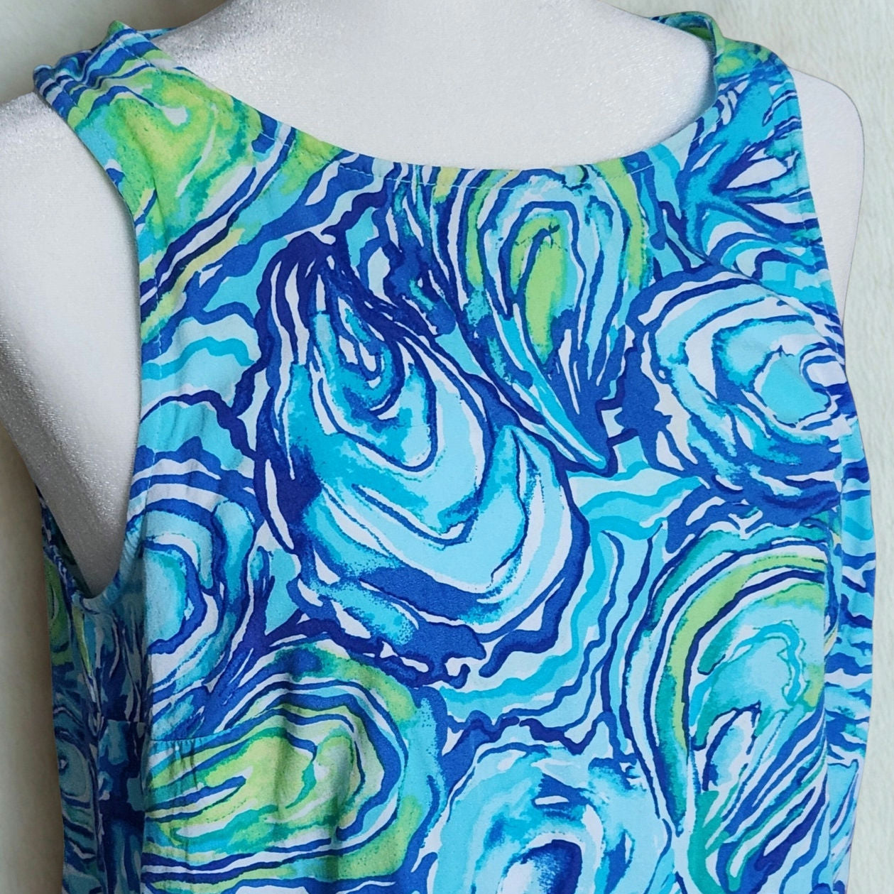 Lilly Pulitzer Women's Sonya Top – Sparkling Blue "Oh Shucks" Oyster Print Fringe Hem Size 8