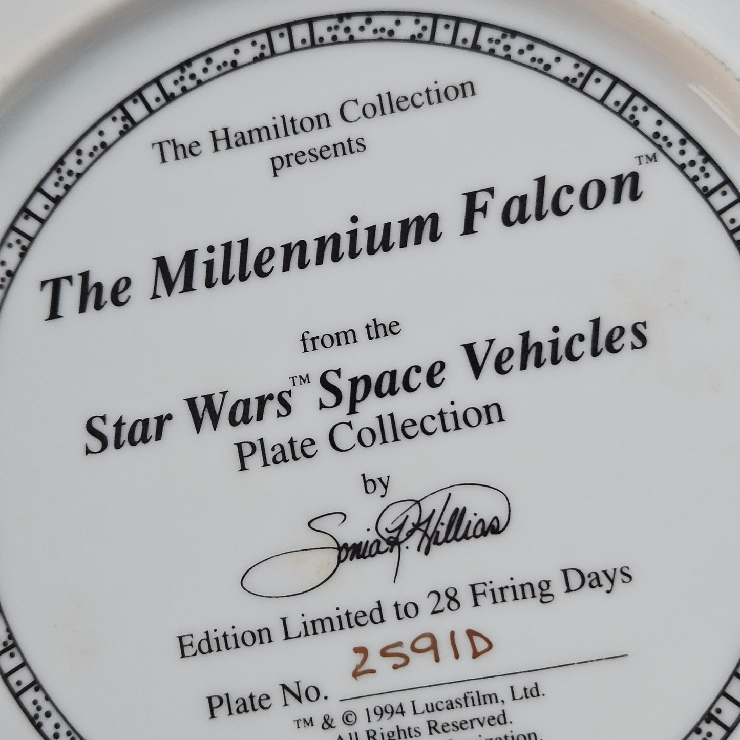 Vintage 1994 Star Wars Space Vehicles Series Millennium Falcon Plate
