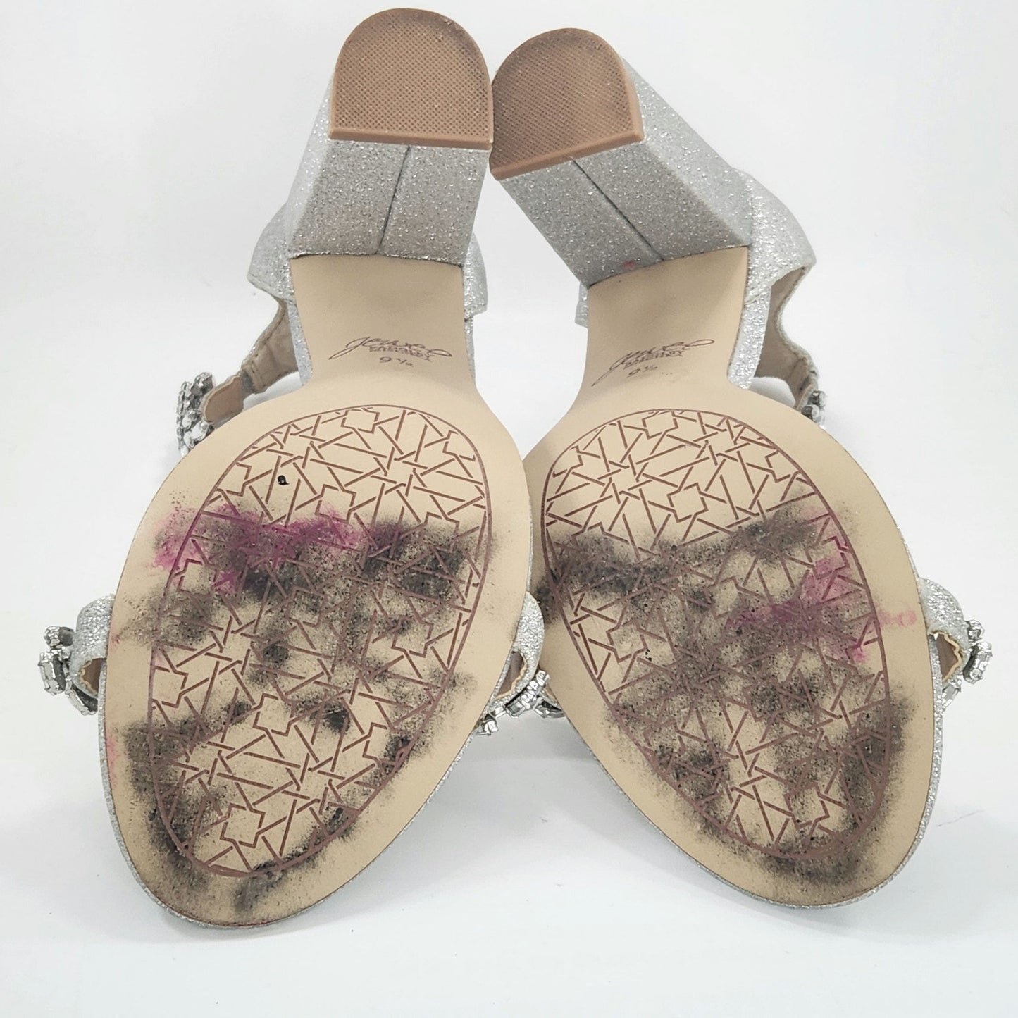 Jewel by Badgley Mischka Women’s Mayra Ankle Strap Evening Shoes – Silver – Size 9.5