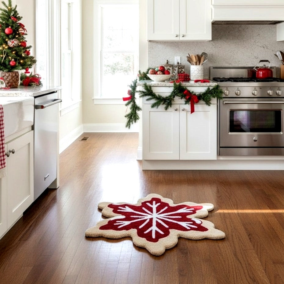 Red Snowflake Hooked Accent Rug | 30” Round | Holiday Collection | NWT