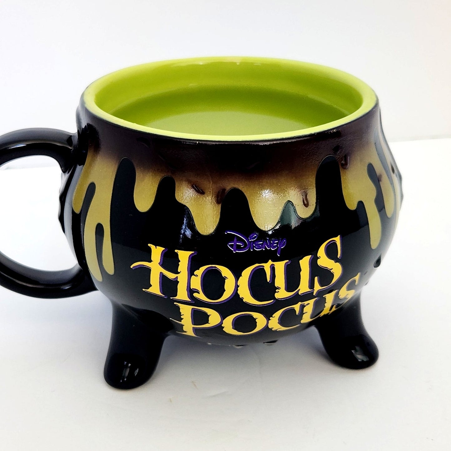 Disney's Hocus Pocus “Trouble Is Brewing” Cauldron Color Changing Halloween Mug