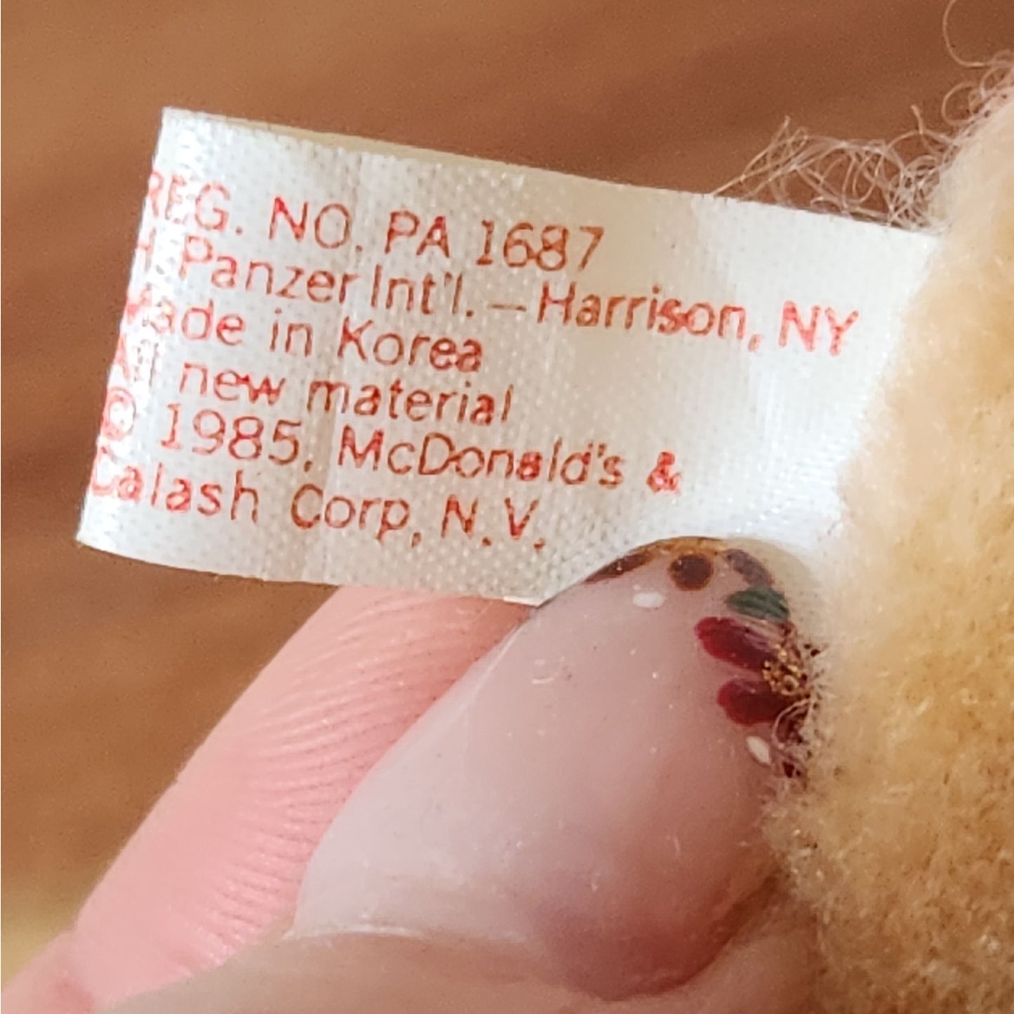 Vintage McDonald’s Holiday Gift Bundle | 2001 “Duh, Happy Holidays” Plate & 1985 Plush Reindeer Ornament