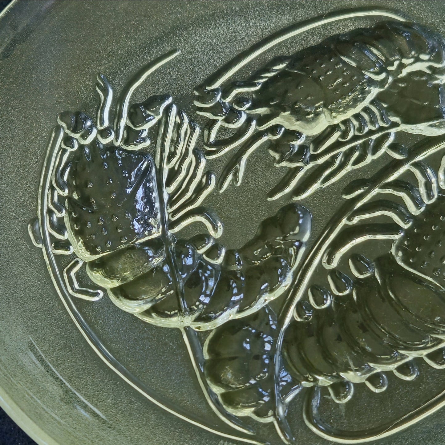 Vintage Pasari 9" Clear Pressed Glass Plate | 1970s Shrimp Lobster Crawfish