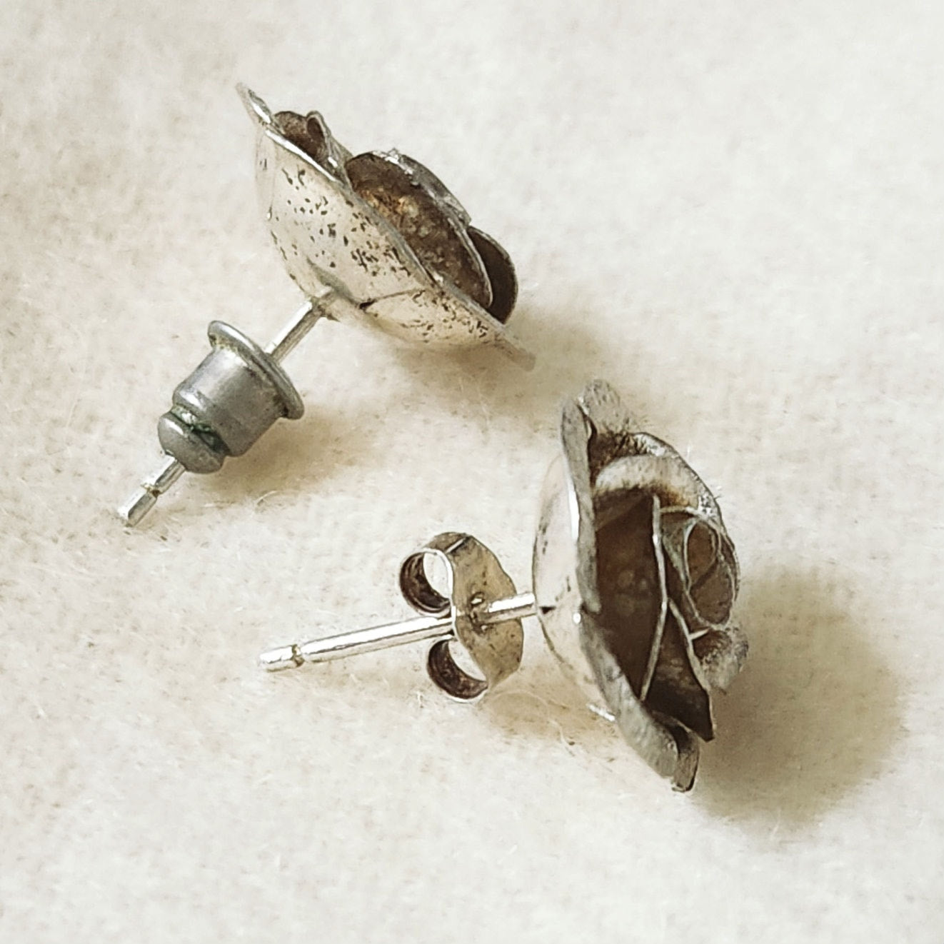 Mid-Century Sterling Silver Rose Stud Earrings – Petite Floral Posts, Tested Sterling