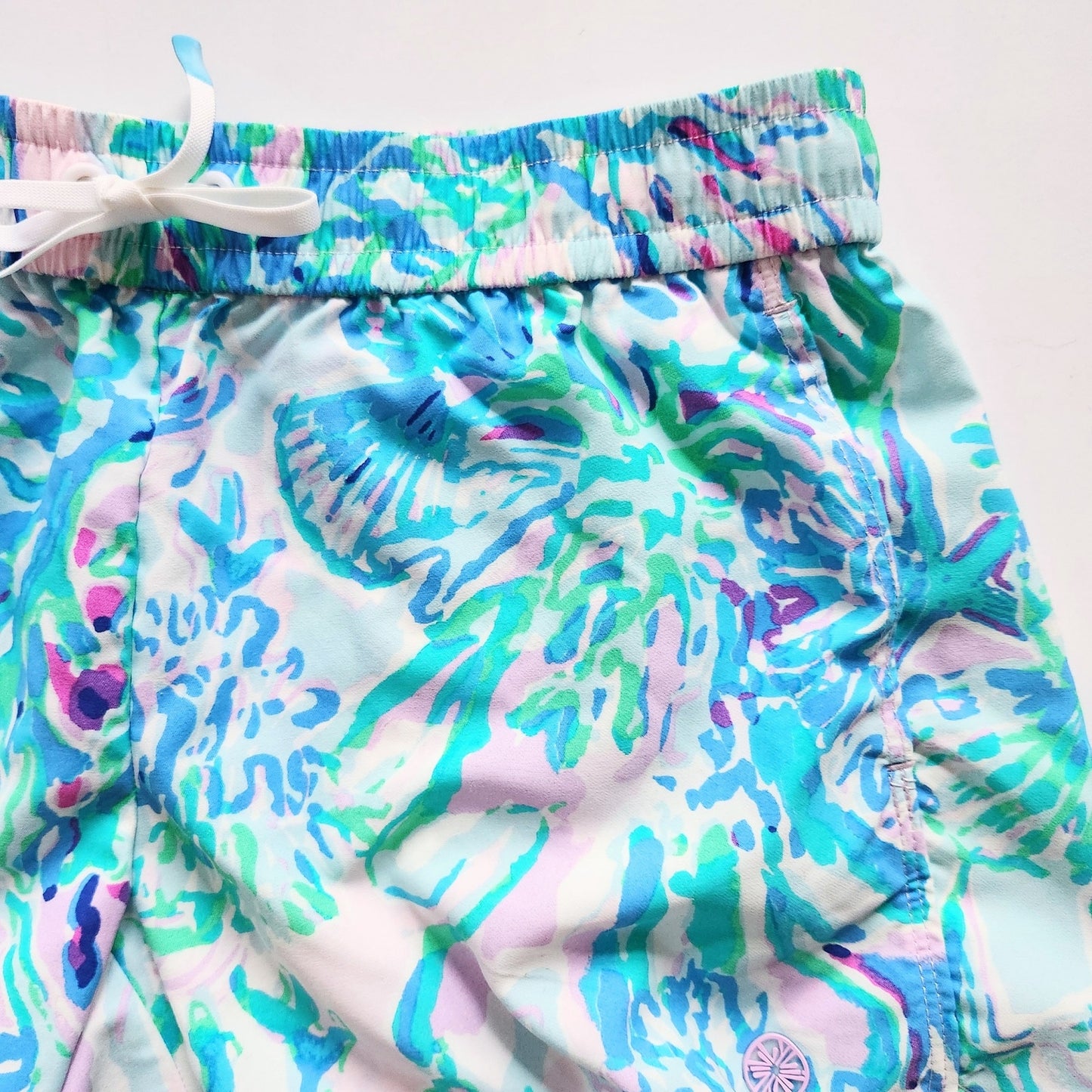 Lilly Pulitzer Run Around Shorts | CraySea Seashell Amethyst Tint | Women's XS