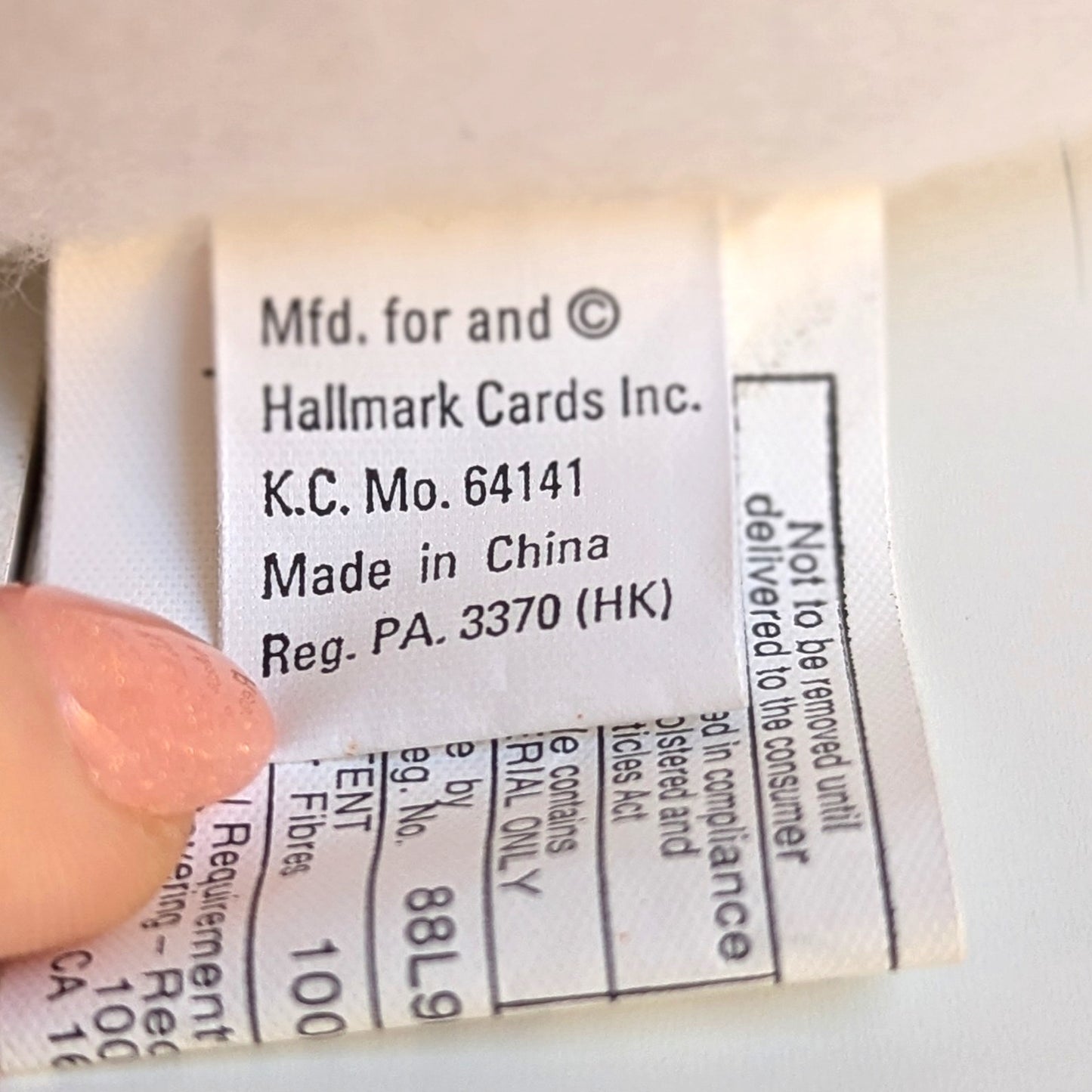 Vintage Y2K Hallmark “Glimmer the Ghost” Plush — Spooky Cute Kids Halloween Collectible