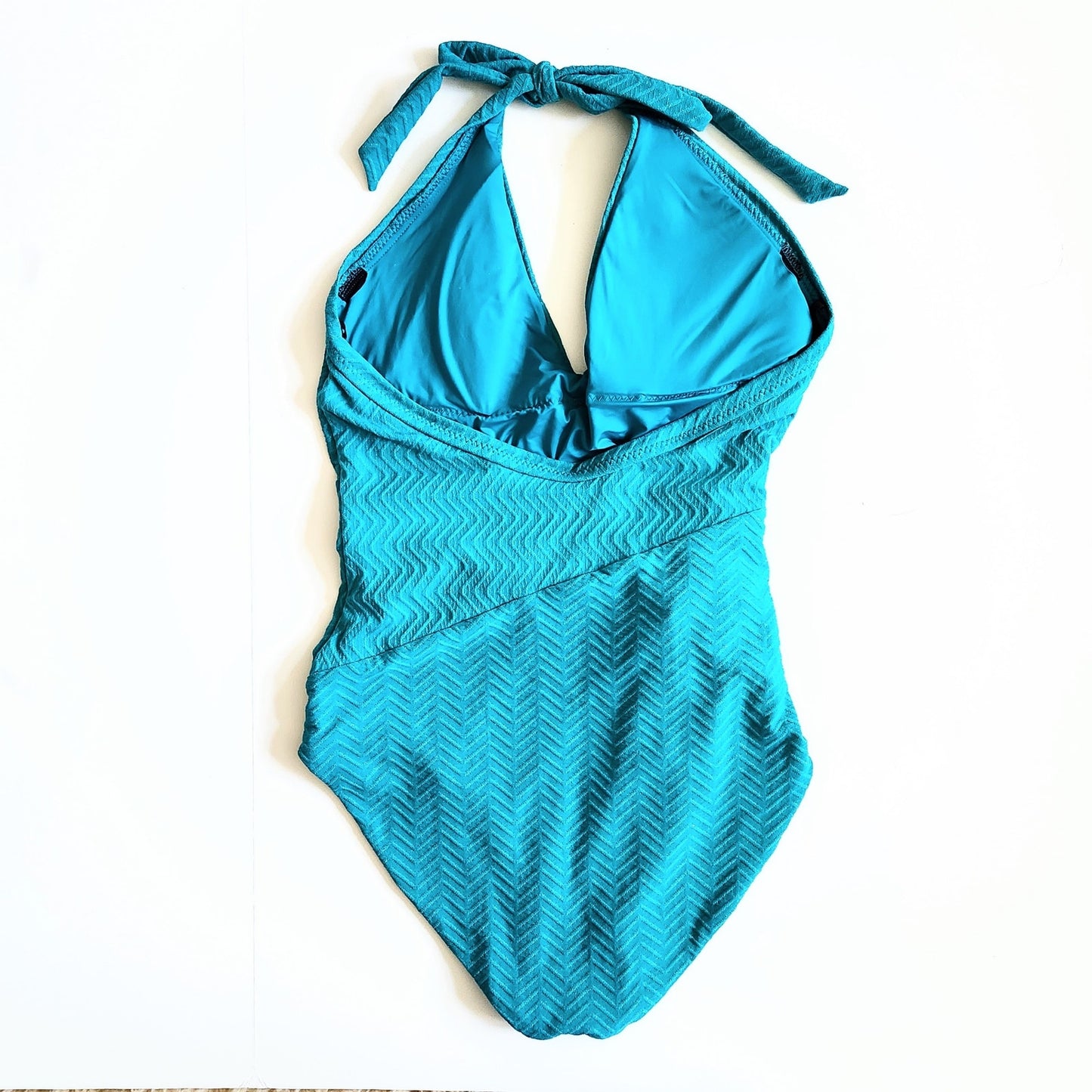 Trina Turk Women's Empire Halter One Piece Swimsuit Marine Teal Chevron Metallic Size 14 NWOT