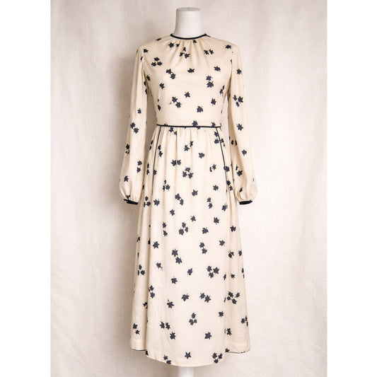 Vintage 1970s Cream & Navy Maple Leaf Print Midi Dress | Women's 4