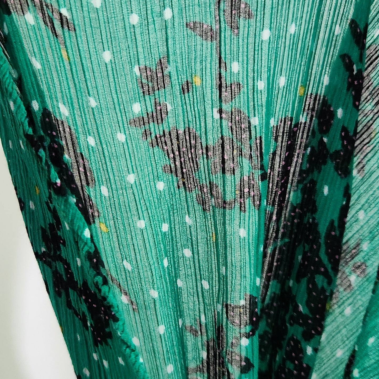 Caroll Paris Women's Green Crinkle Midi Dress Size 6 US | 38 EU