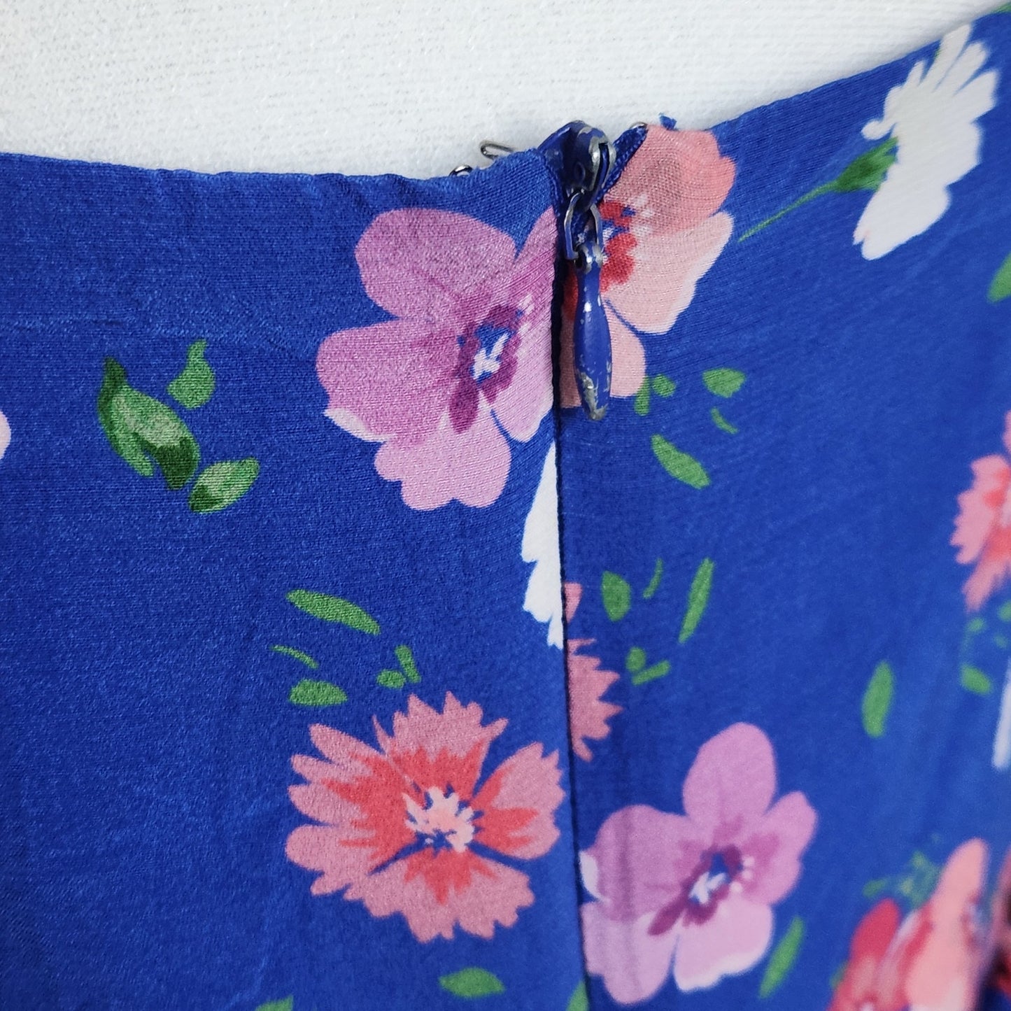 Yumi Kim Women's Blue Floral Tie Strap Peplum Aroma Top Size L