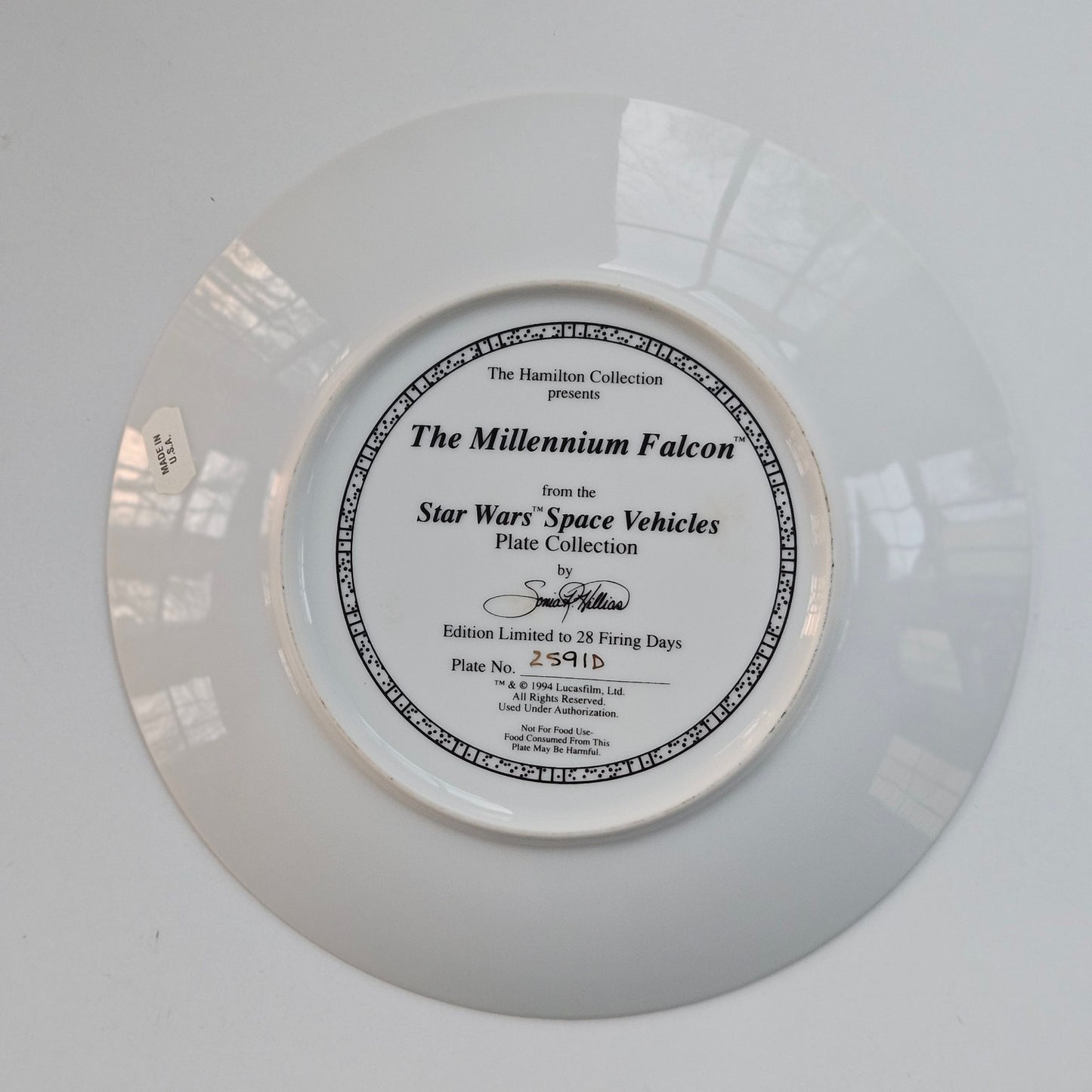 Vintage 1994 Star Wars Space Vehicles Series Millennium Falcon Plate