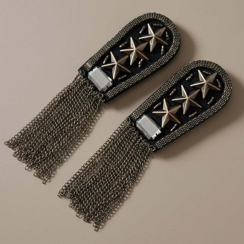 Vintage Boho Rock Epaulette Brooch Set – Gunmetal Chain Fringe Star Pins – Festival Western Statement Accessories