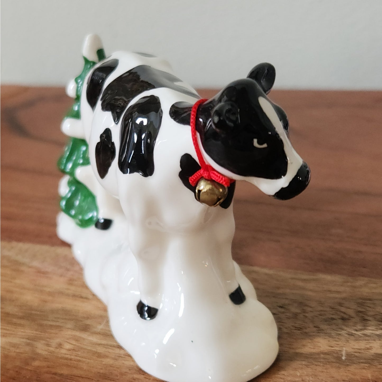 Department 56 “A Herd of Holiday Heifers” — Set of 3 Vintage 1993 Ceramic Christmas Cows